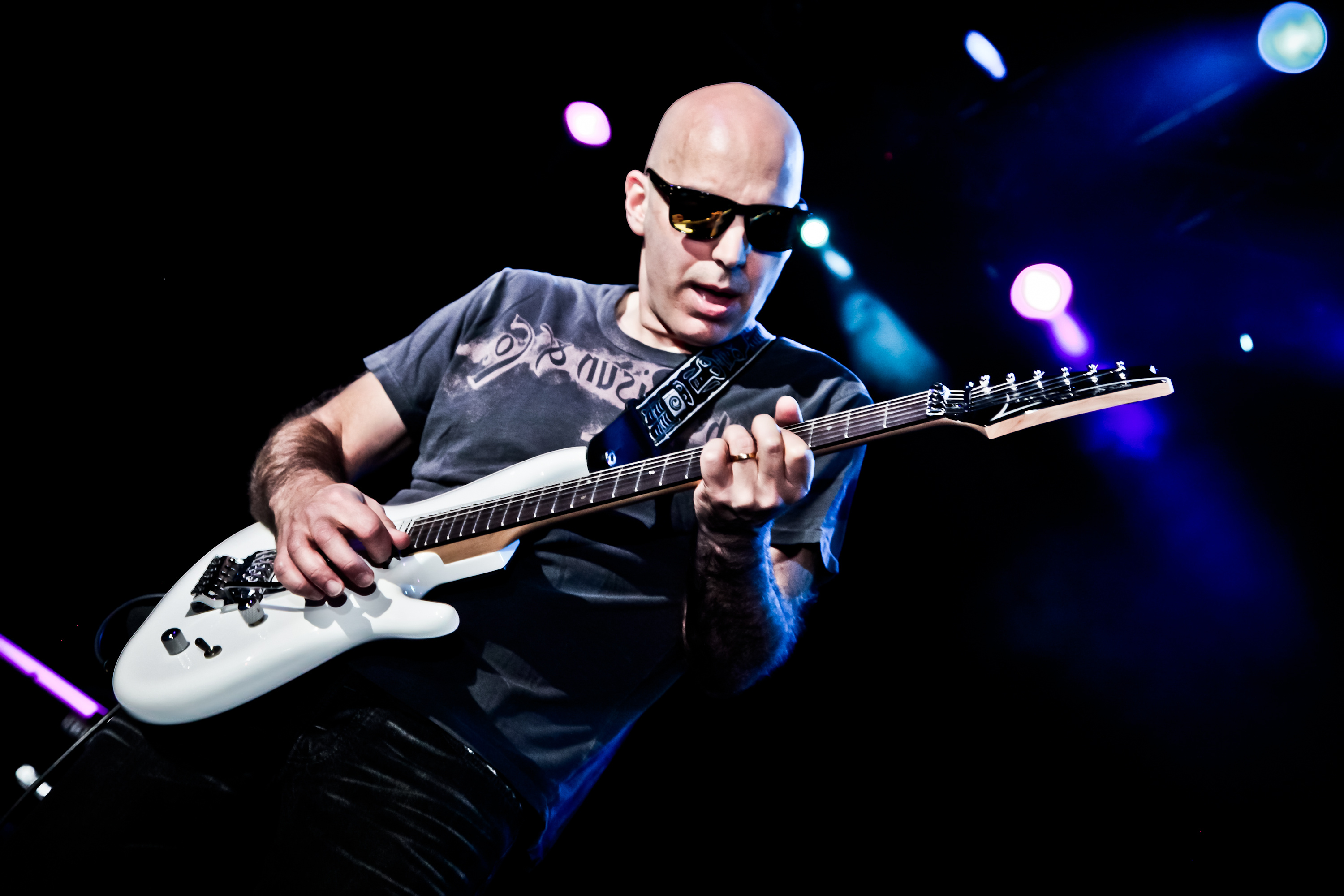 Joe Satriani, Music HQ, 4K wallpapers, 3000x2000 HD Desktop