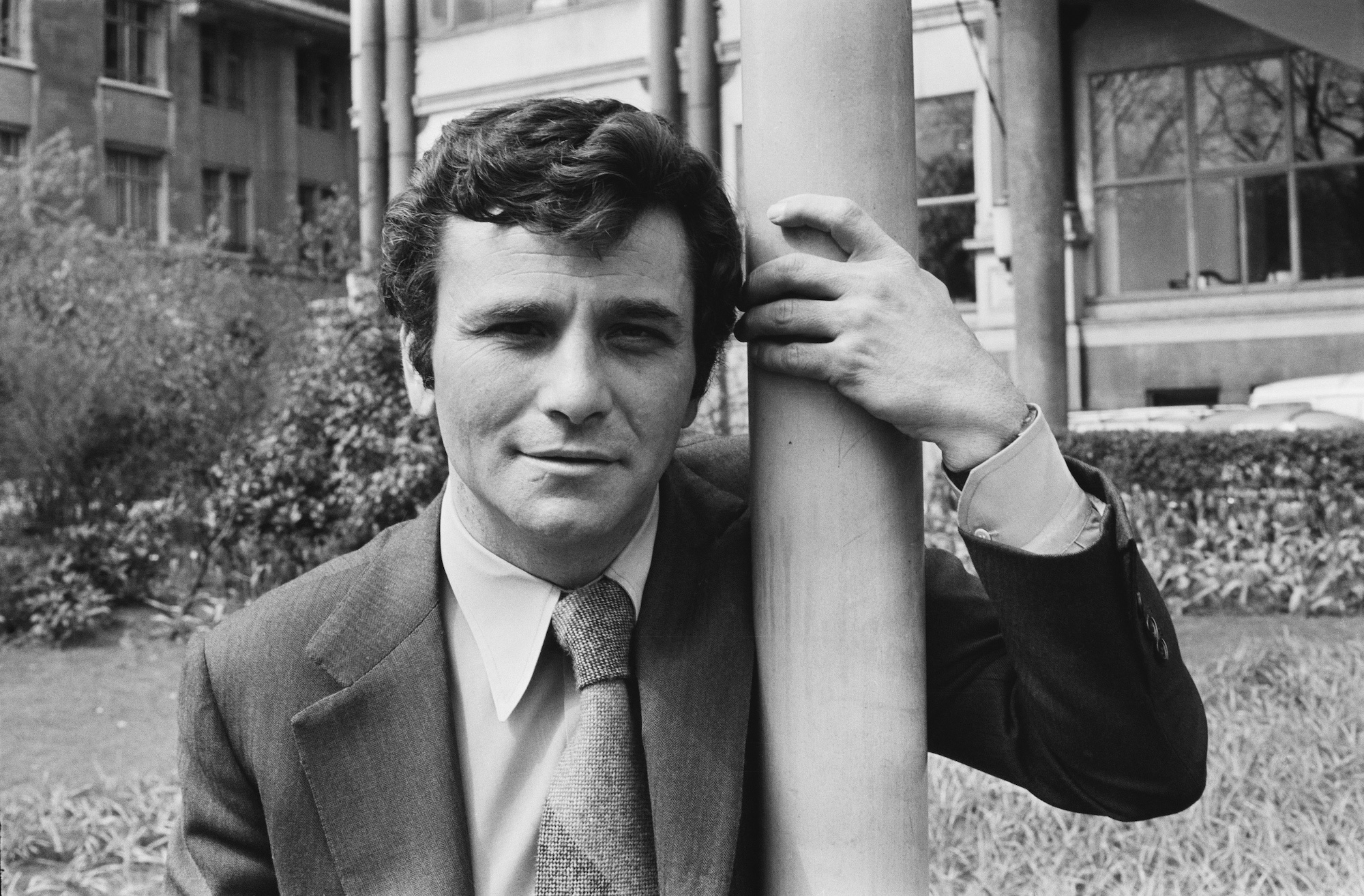 Peter Falk, Wife play, Iconic TV series, 2000x1320 HD Desktop