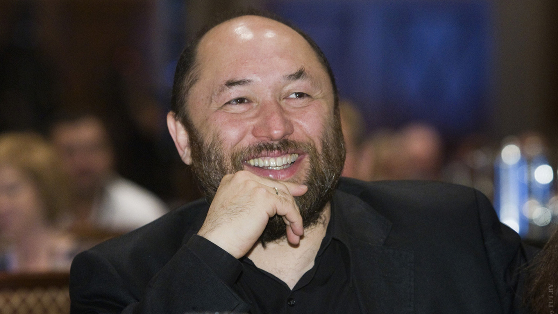 Timur Bekmambetov profile, Career overview, Filmography, Directing style, 1920x1080 Full HD Desktop