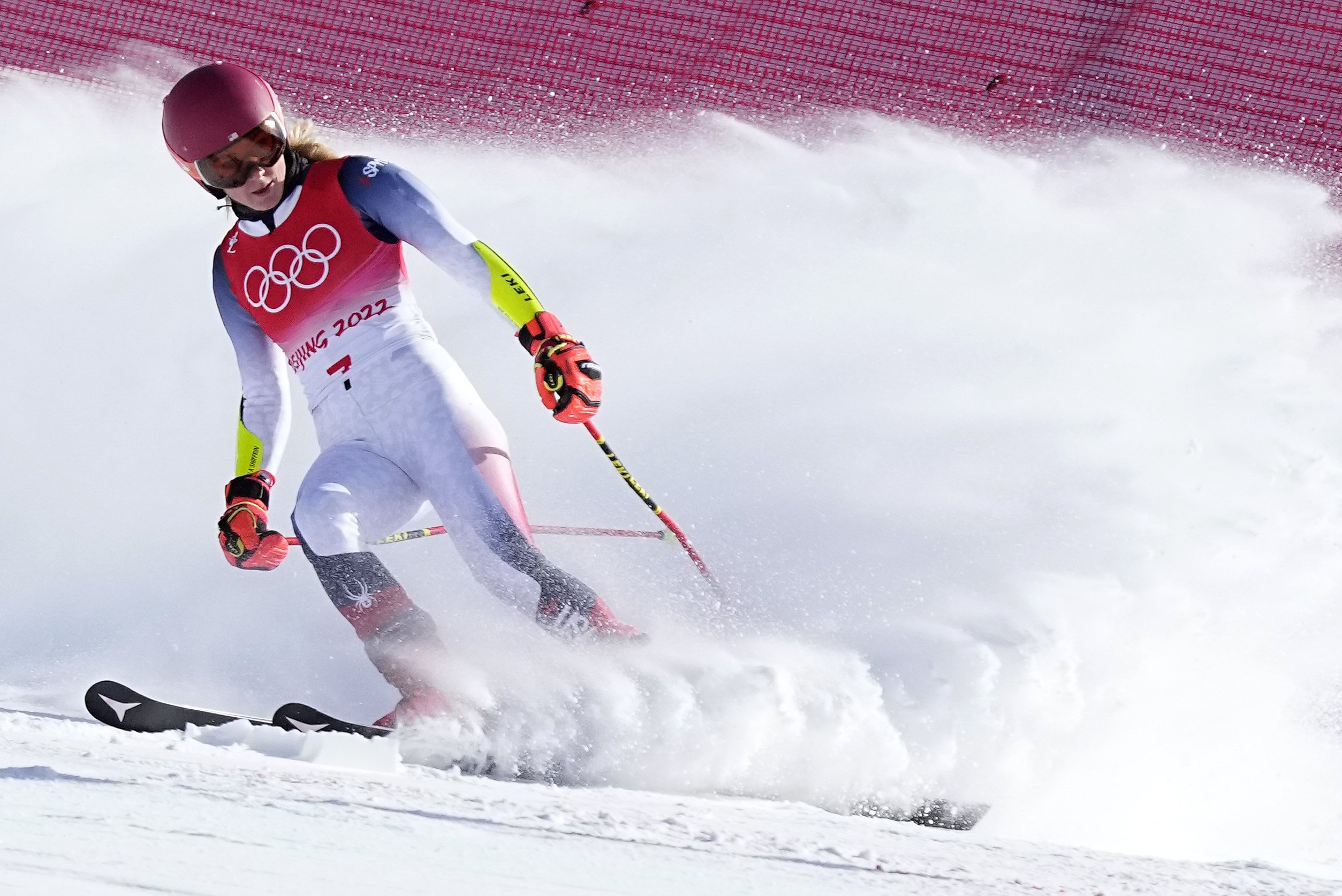 Mikaela Shiffrin, Miserable Day, American Stars, 2510x1680 HD Desktop