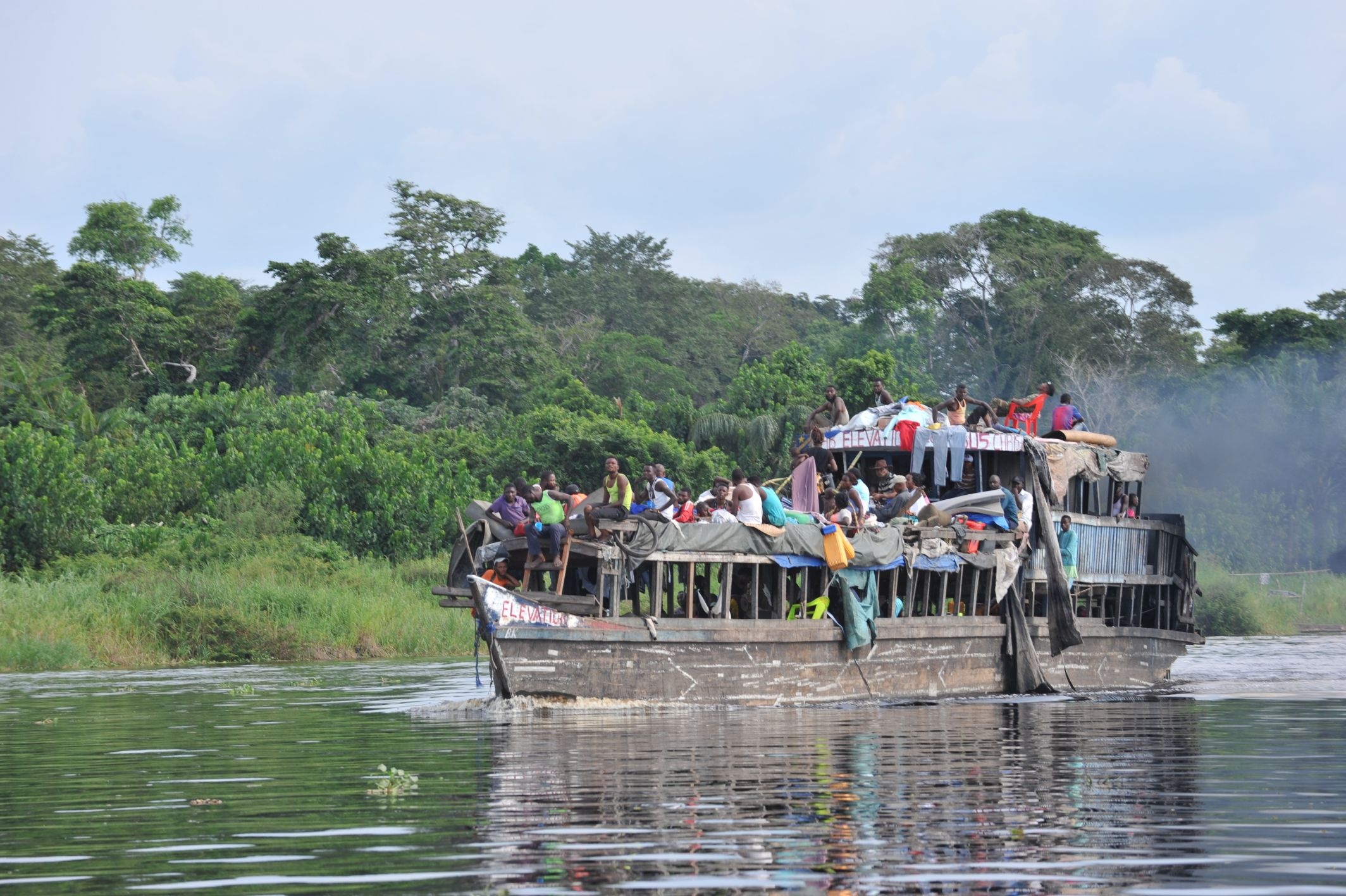 Congo River, Adventurous expedition, Hidden gems, Off-the-beaten-path, 2130x1420 HD Desktop