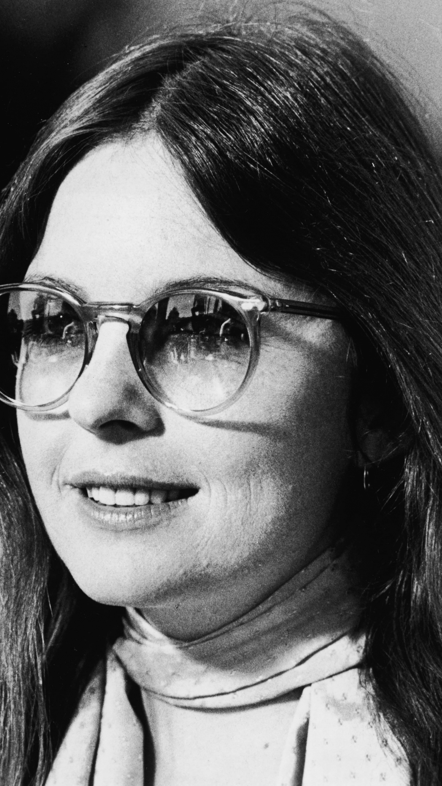 Diane Keaton, HD wallpapers, Celebrity portraits, Impressive visuals, 1440x2560 HD Phone