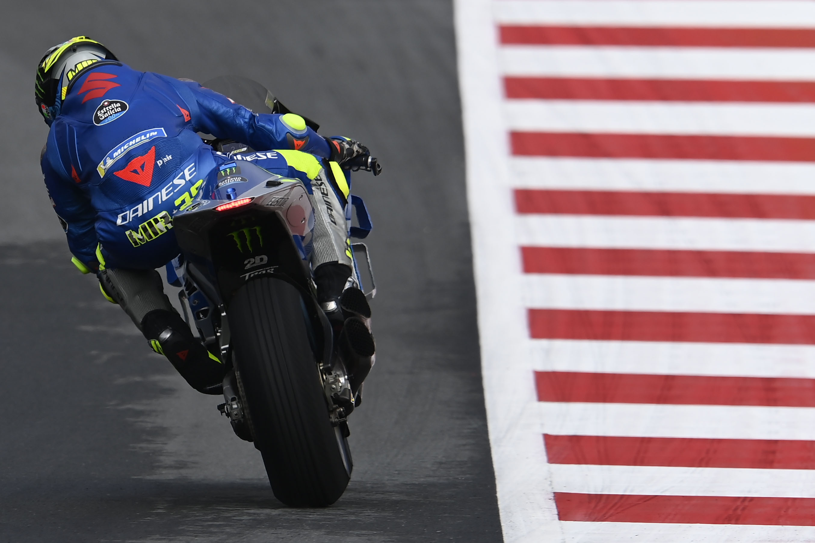 Joan Mir number 36, Suzuki Ecstar GSX-RR, MotoGP braking beside kerb, HD Desktop wallpaper