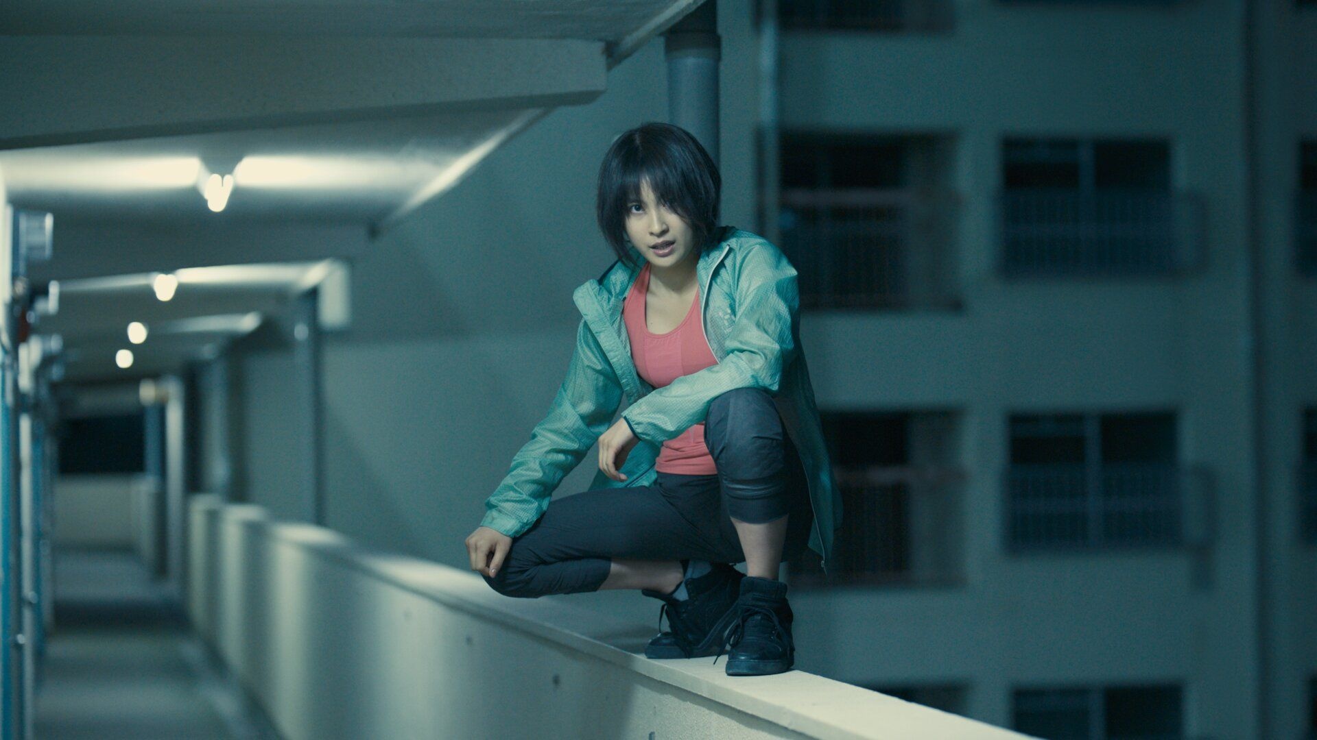 Tao Tsuchiya as Yuzuha Usagi, Alice in Borderland, Apartment complex walkway railing, Full HD Desktop wallpaper