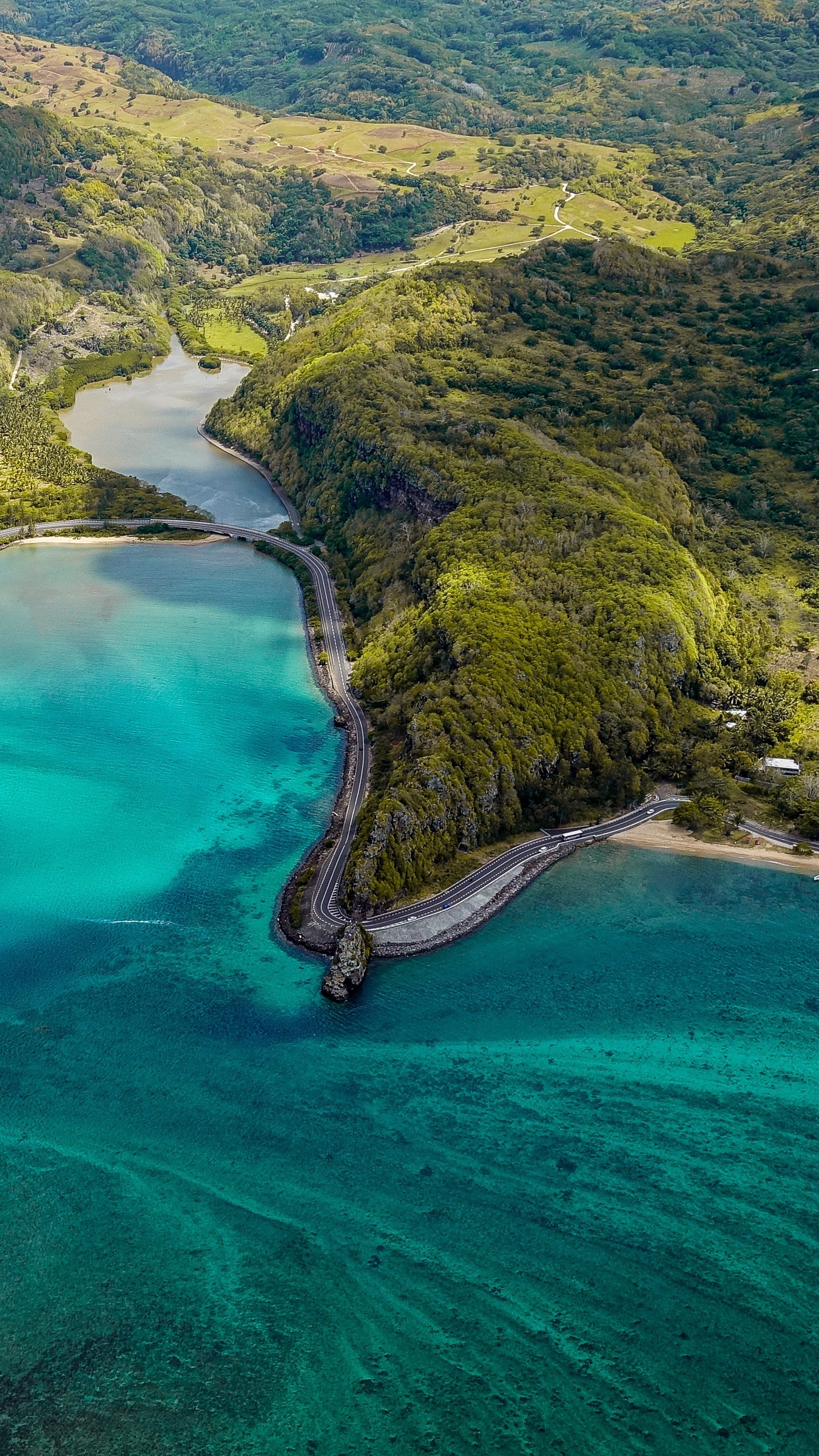 Mauritius Island, Awe-inspiring landscapes, Tropical paradise, Exquisite beauty, 1350x2400 HD Phone