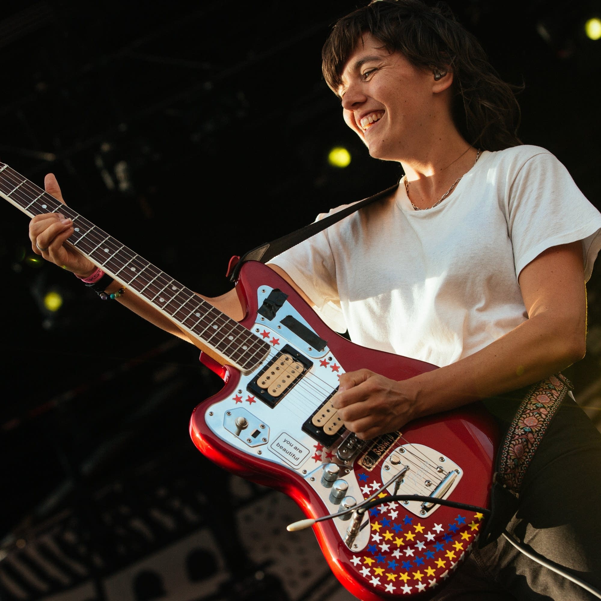 Courtney Barnett, Julia Jacklin, Singer-songwriter, 2000x2000 HD Phone