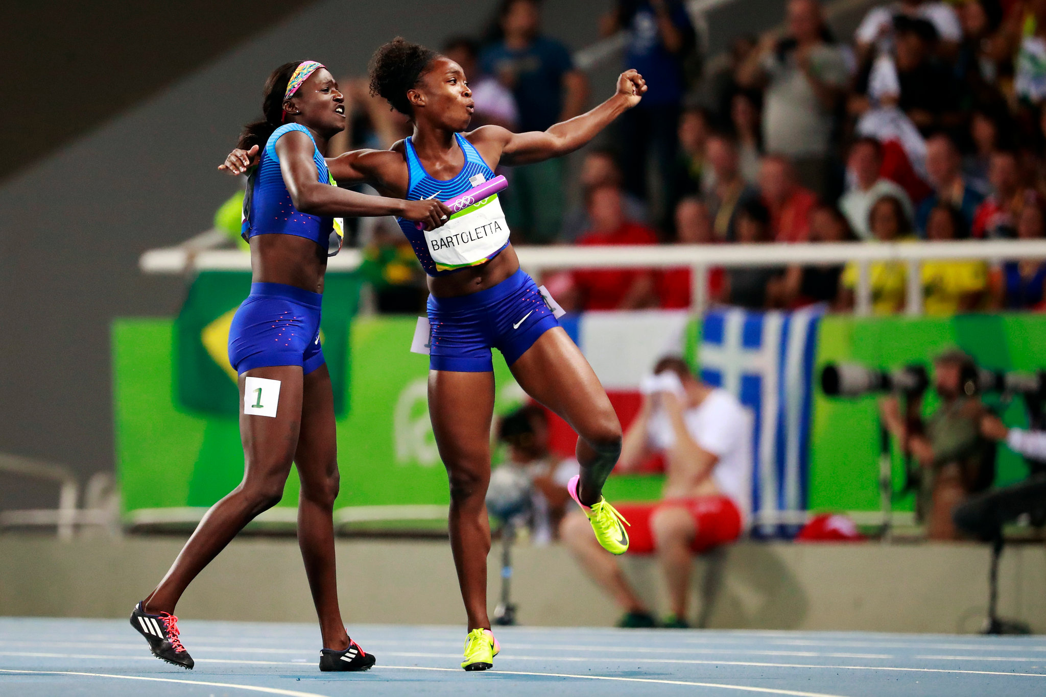 Tianna Bartoletta, Relay redemption, Gold medal triumph, 2050x1370 HD Desktop