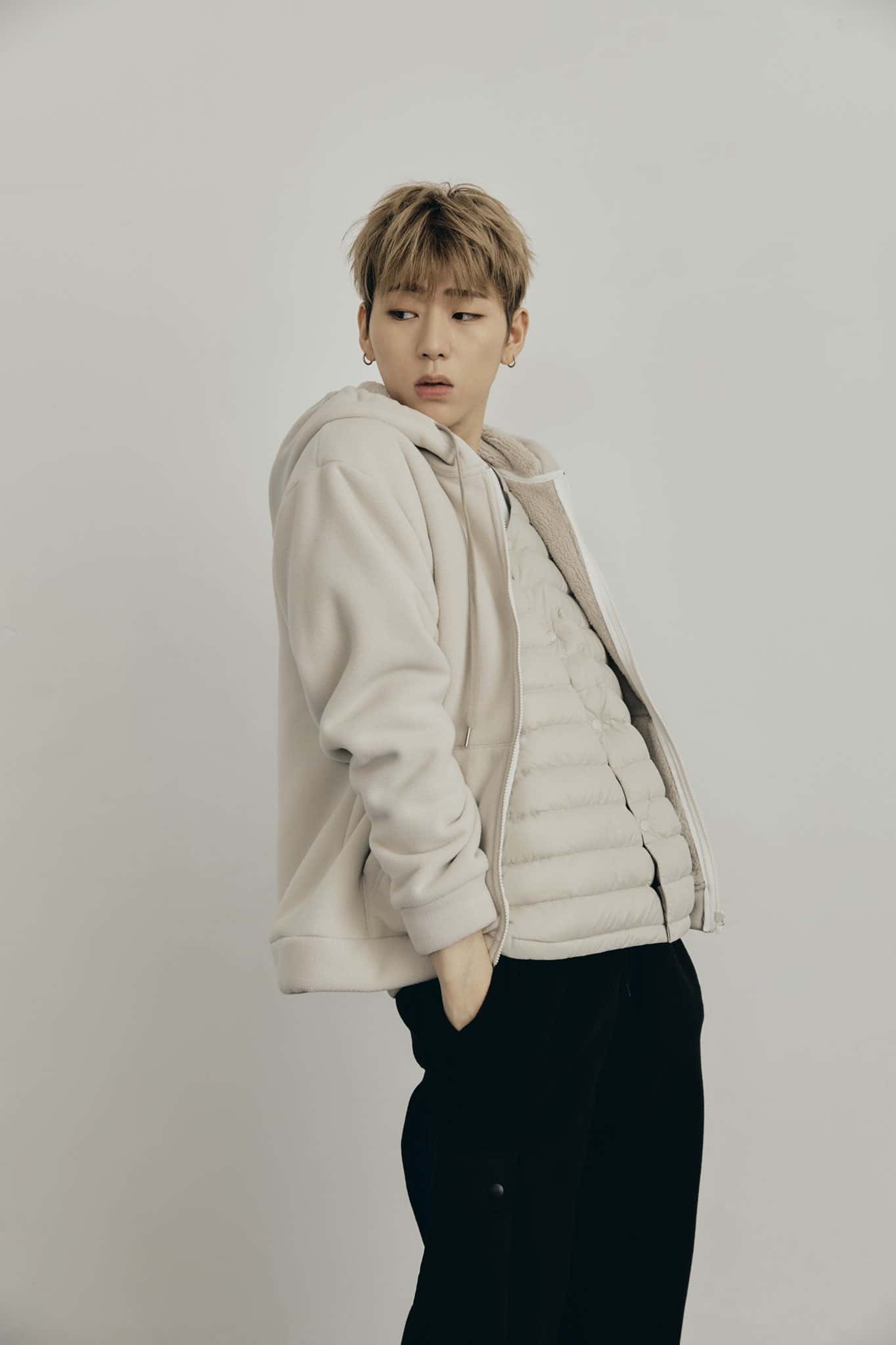 Zico (Rapper), Zico Greets Fans, Military Discharge, HYPE MEAWW, 1370x2050 HD Phone