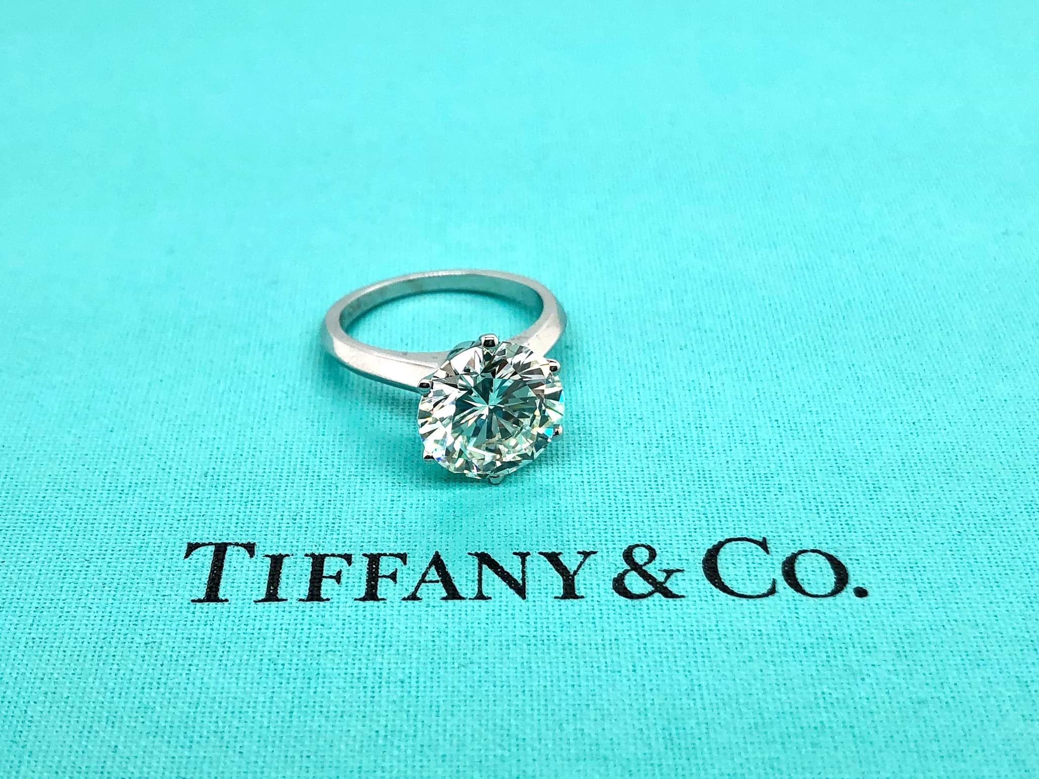 Engagement ring, Tiffany & Co. Wallpaper, 2060x1550 HD Desktop