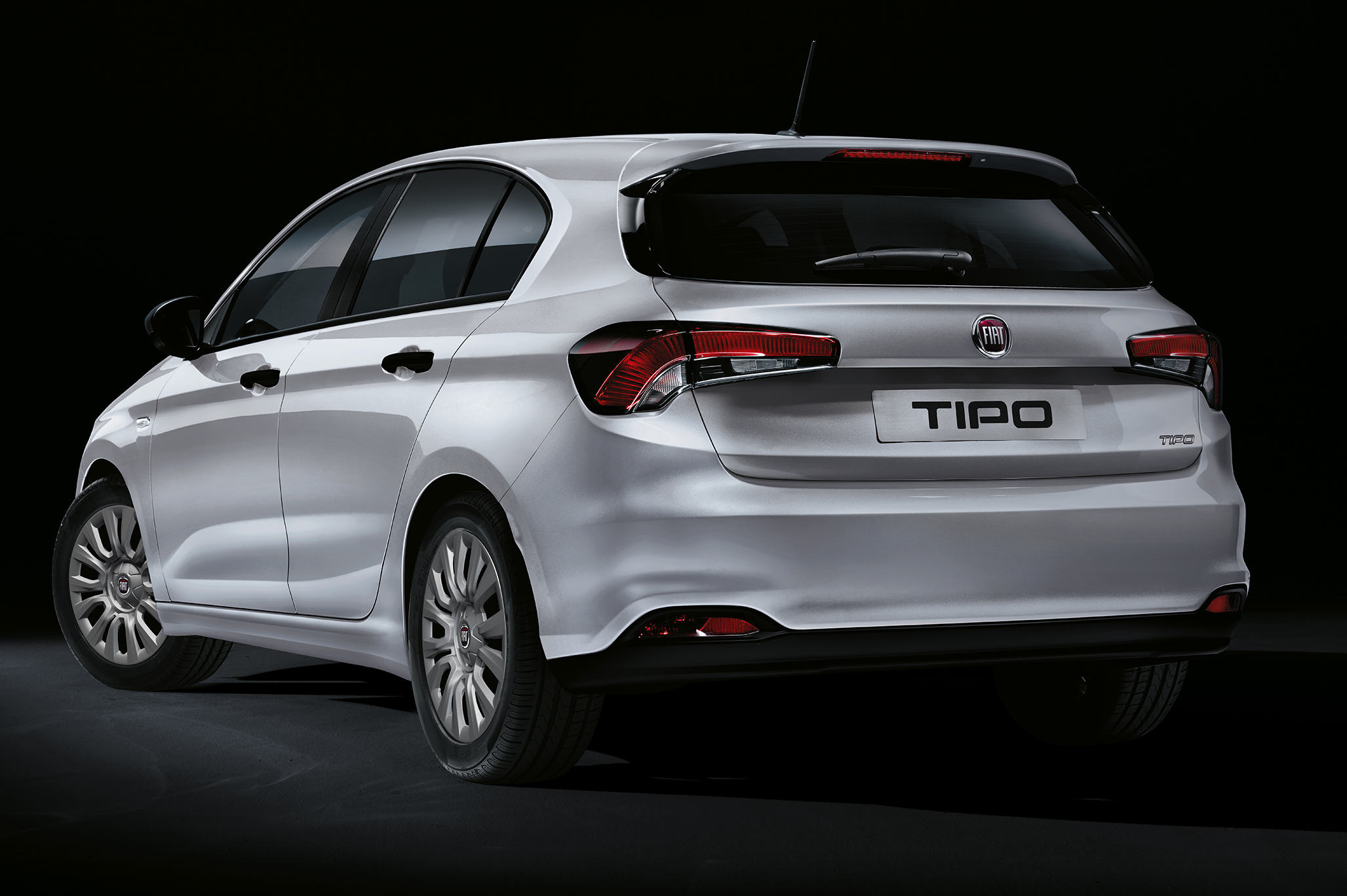 Fiat Tipo, 2020 redesign, Refined interior, Italian craftsmanship, 2060x1370 HD Desktop