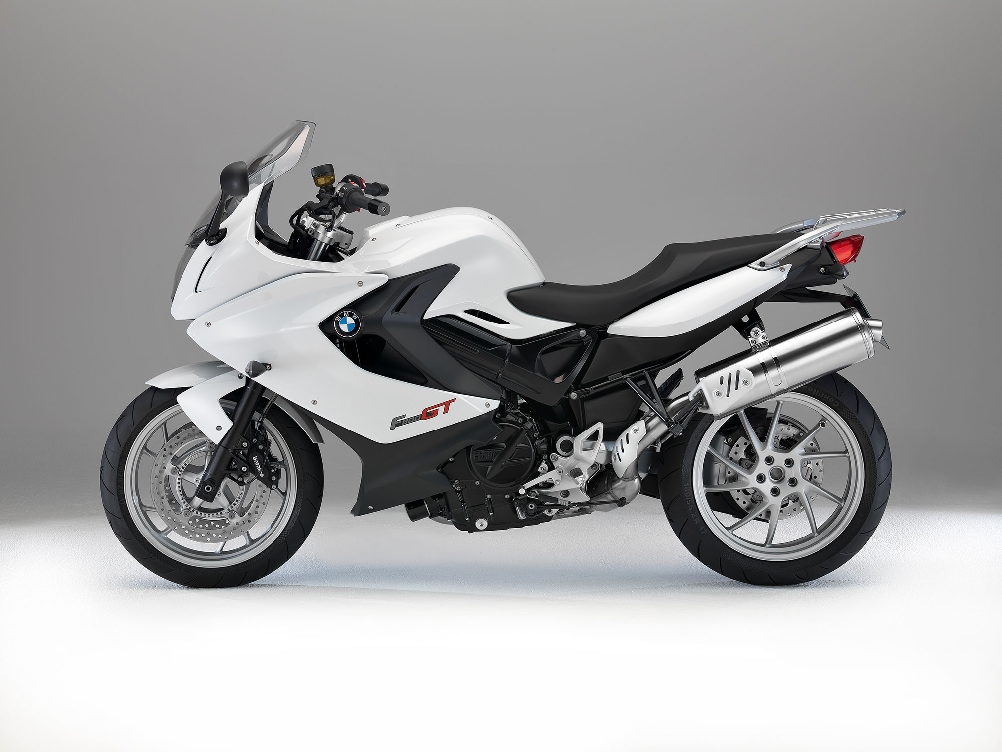 2015 Model, BMW F 800 GT Wallpaper, 2020x1520 HD Desktop