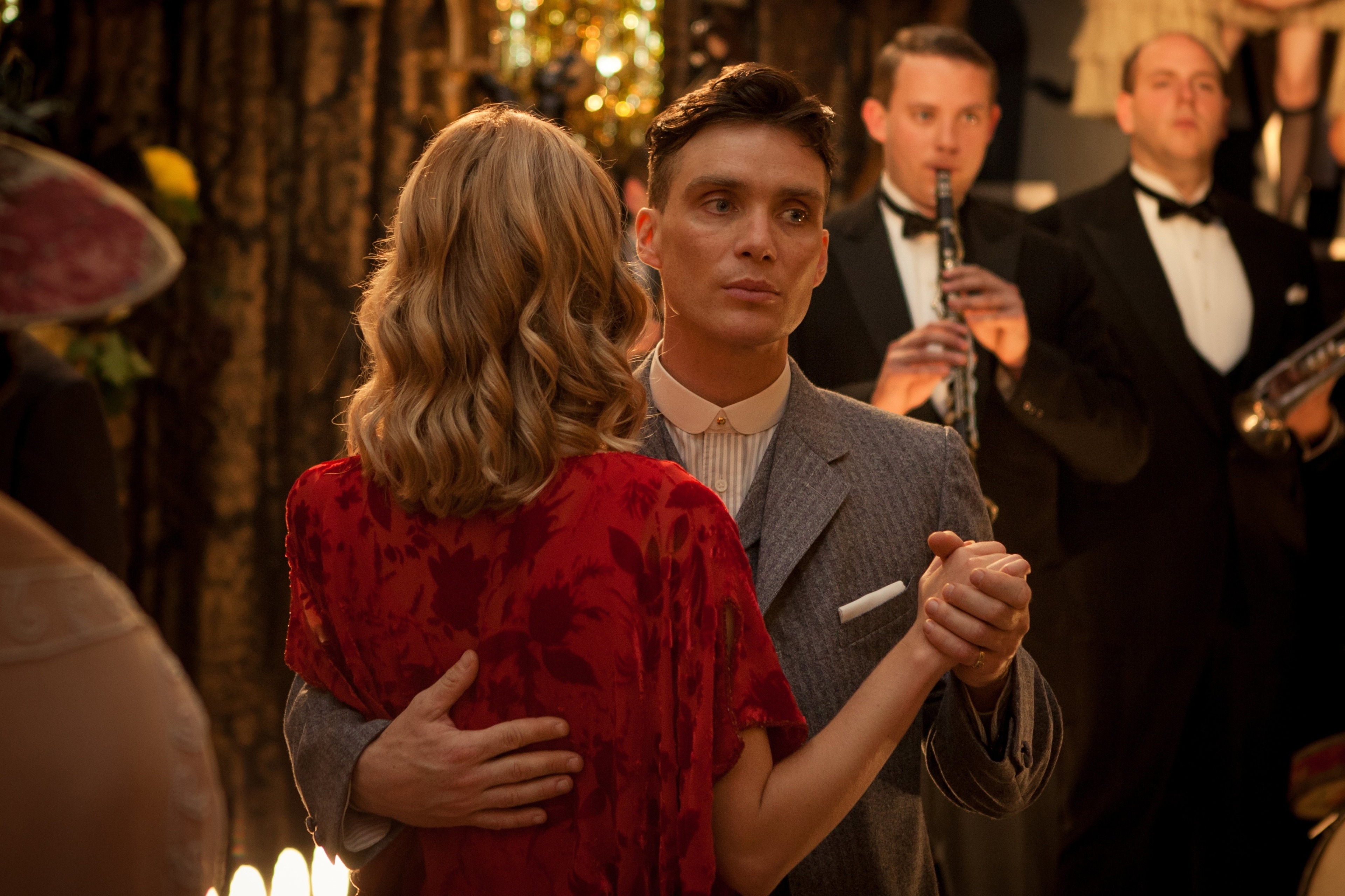 Grace Burgess (Annabelle Wallis), Thomas Shelby, Ornate ballroom interior, Warmly lit background, 4K Desktop wallpaper