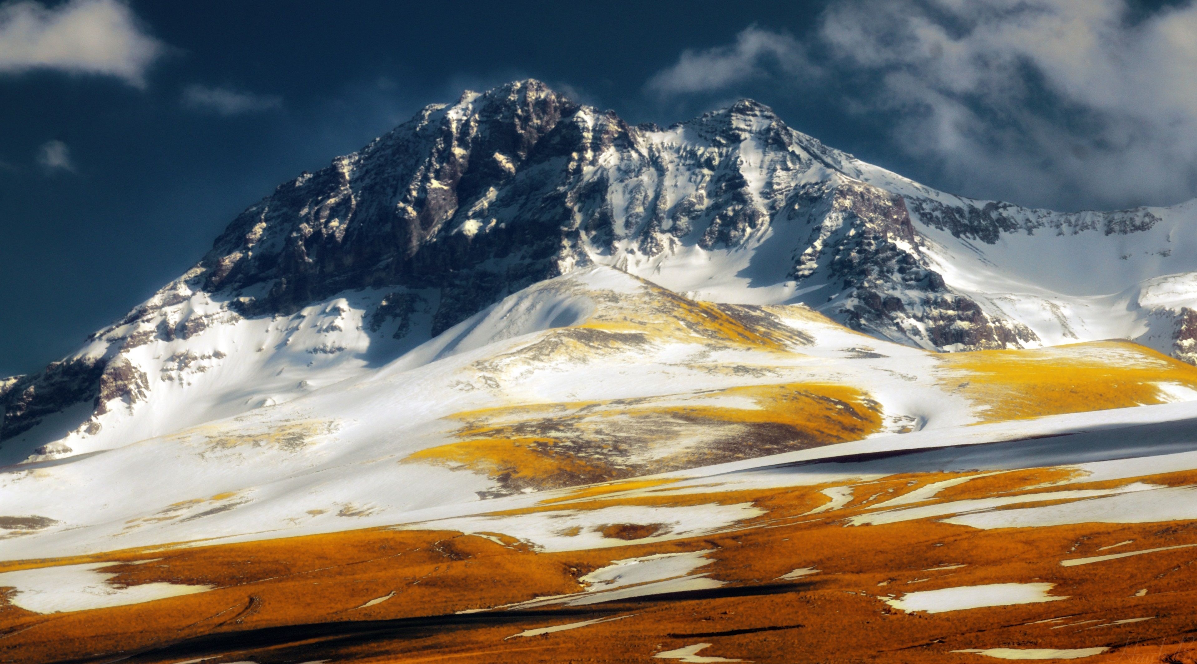 Mount Aragats, Armenia Wallpaper, 3840x2130 HD Desktop