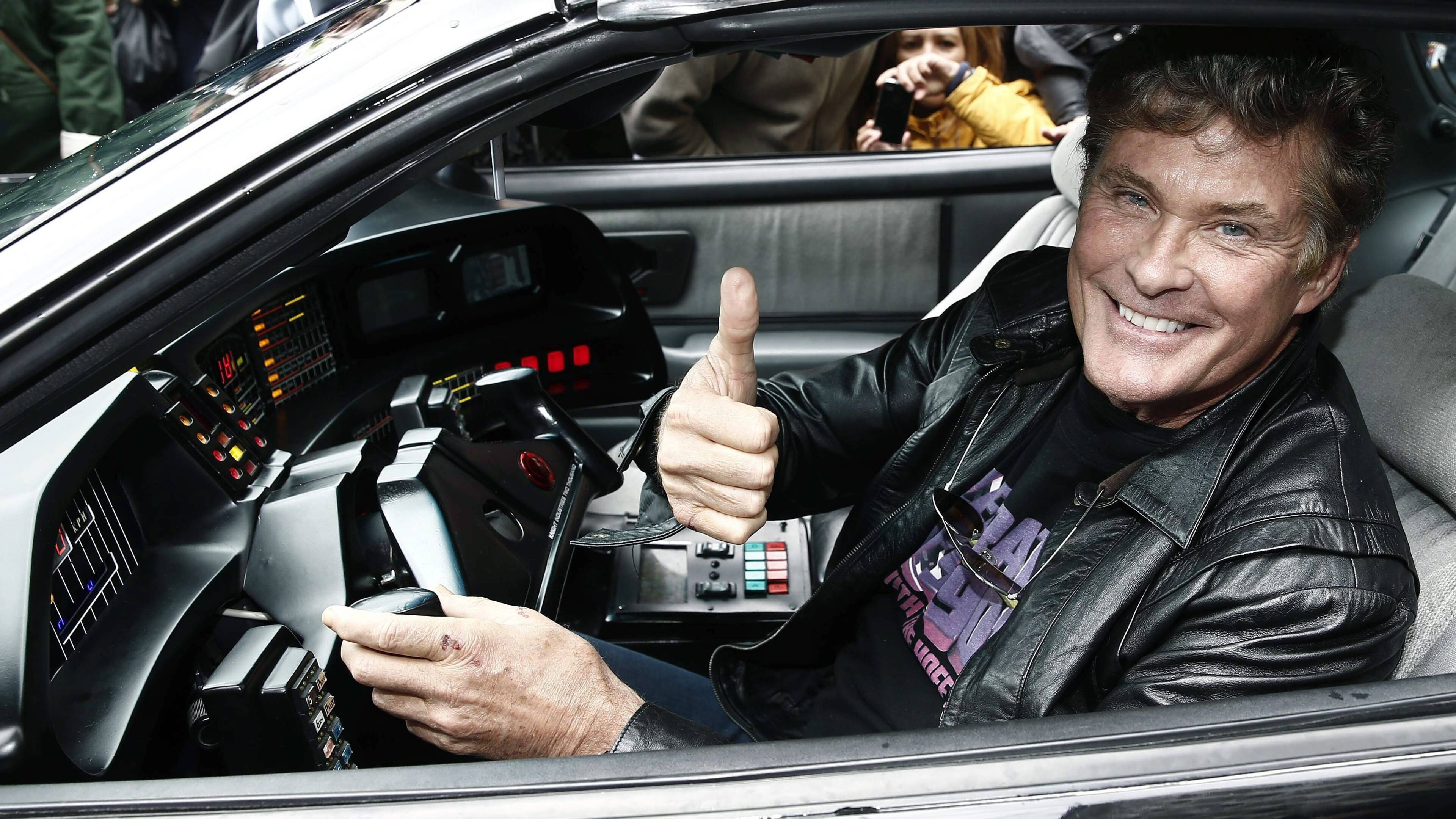 David Hasselhoff movies, Sprekende auto, Euro deals, Dutch news, 3840x2160 4K Desktop