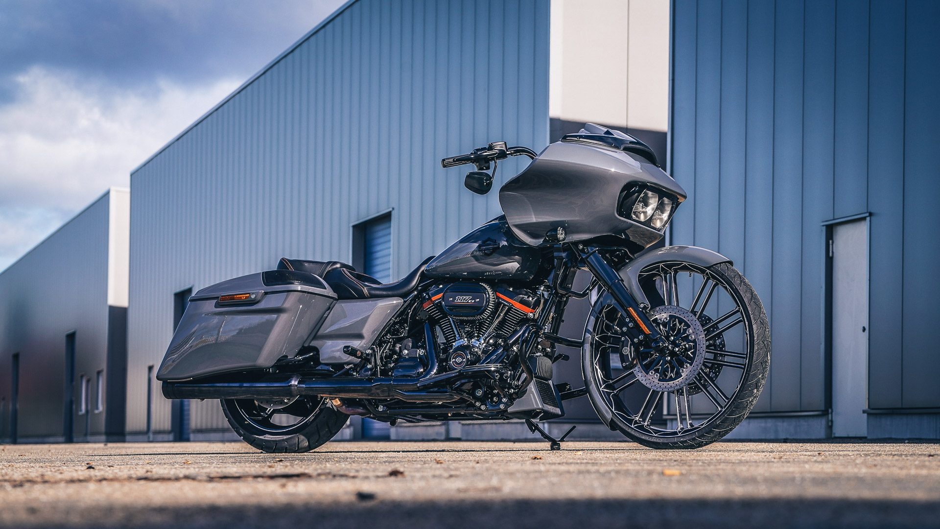 Harley-Davidson Road Glide, Thunderbike greywhaler, CVO model, Customized motorcycles, 1920x1080 Full HD Desktop