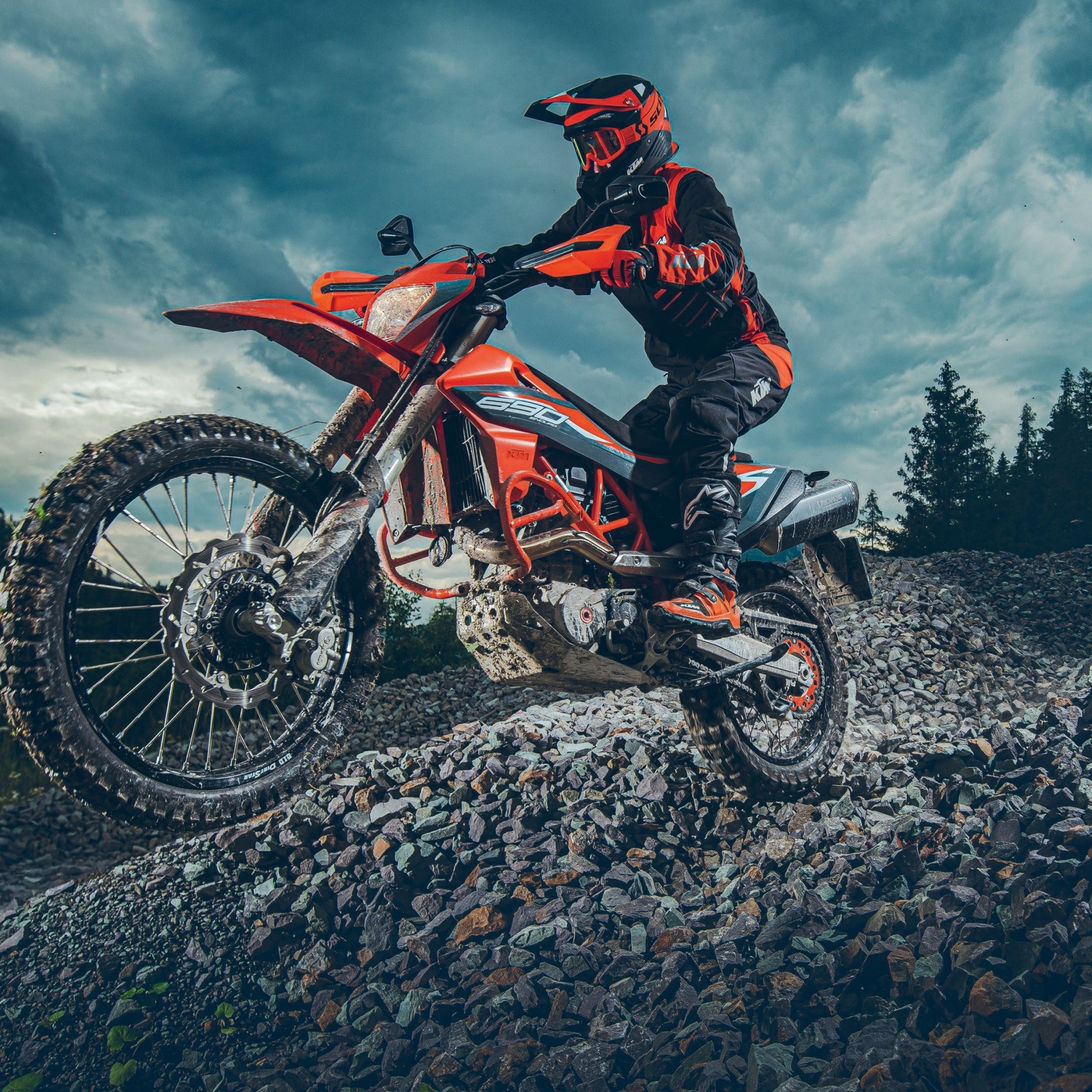 KTM 690 ENDURO, iPad retina wallpapers, HD resolutions, Dazzling backgrounds, 2050x2050 HD Phone
