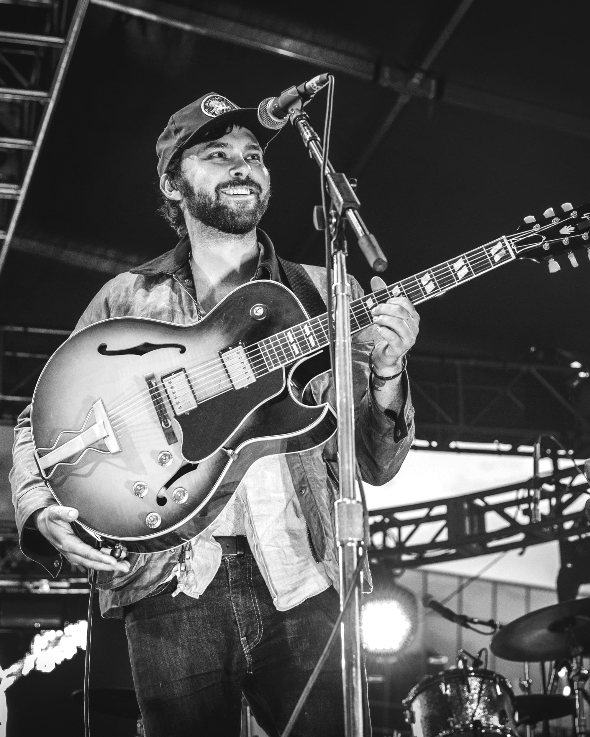 Shakey Graves, In the Current Studio, 2000x2500 HD Phone