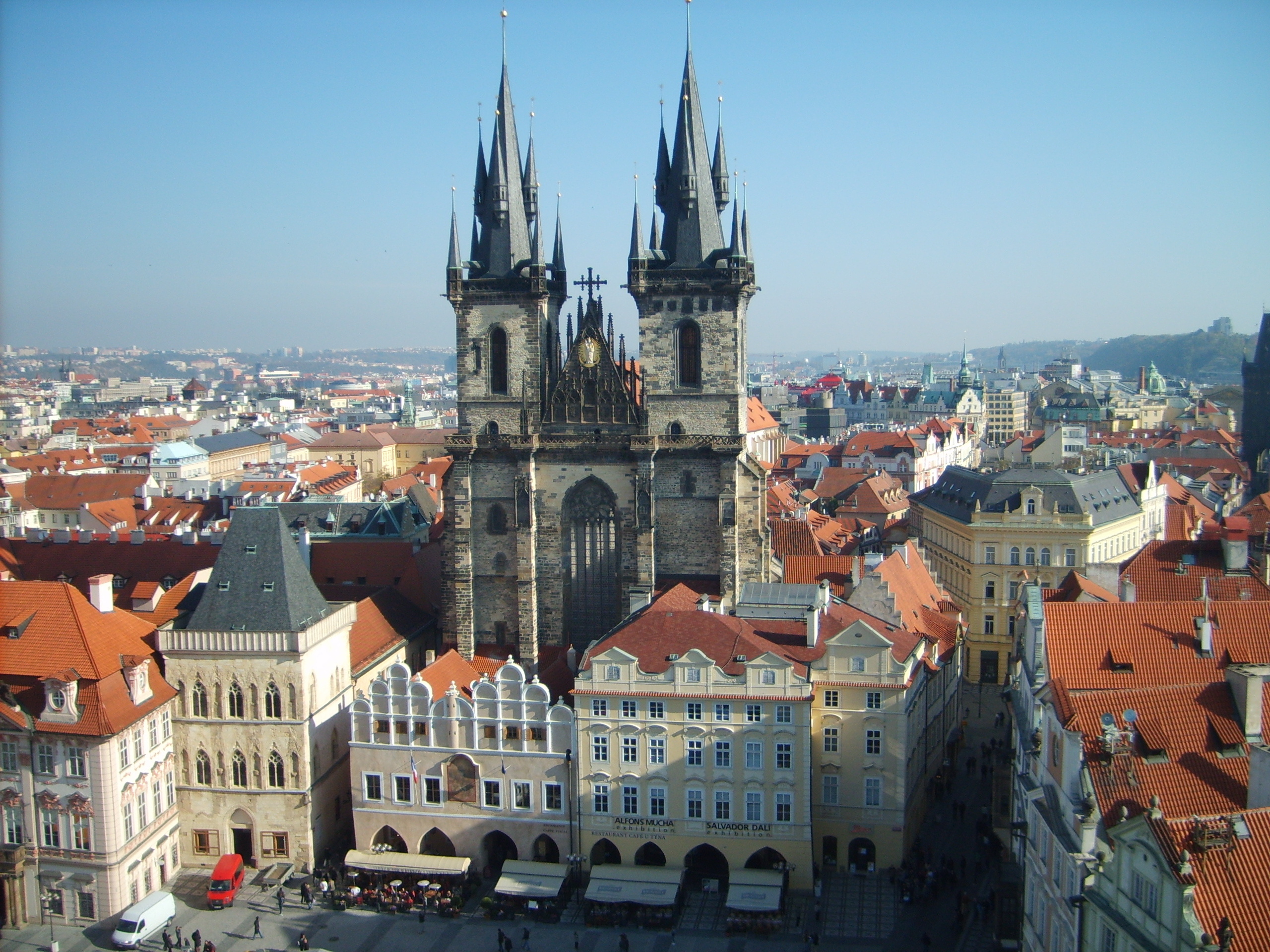 Church of Our Lady, Prague Wallpaper, 2560x1920 HD Desktop