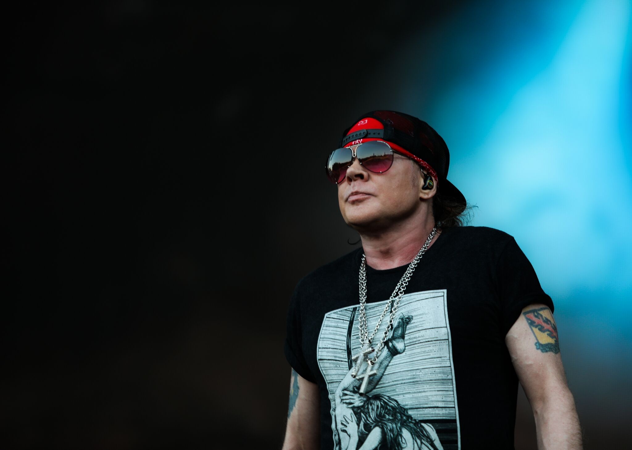 Axl Rose Beloved Cat, Fans Support, Singer's Mourning, 2050x1460 HD Desktop