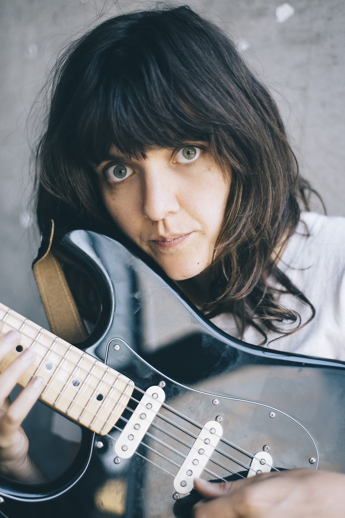 Courtney Barnett, She Shreds media, 1340x2000 HD Phone