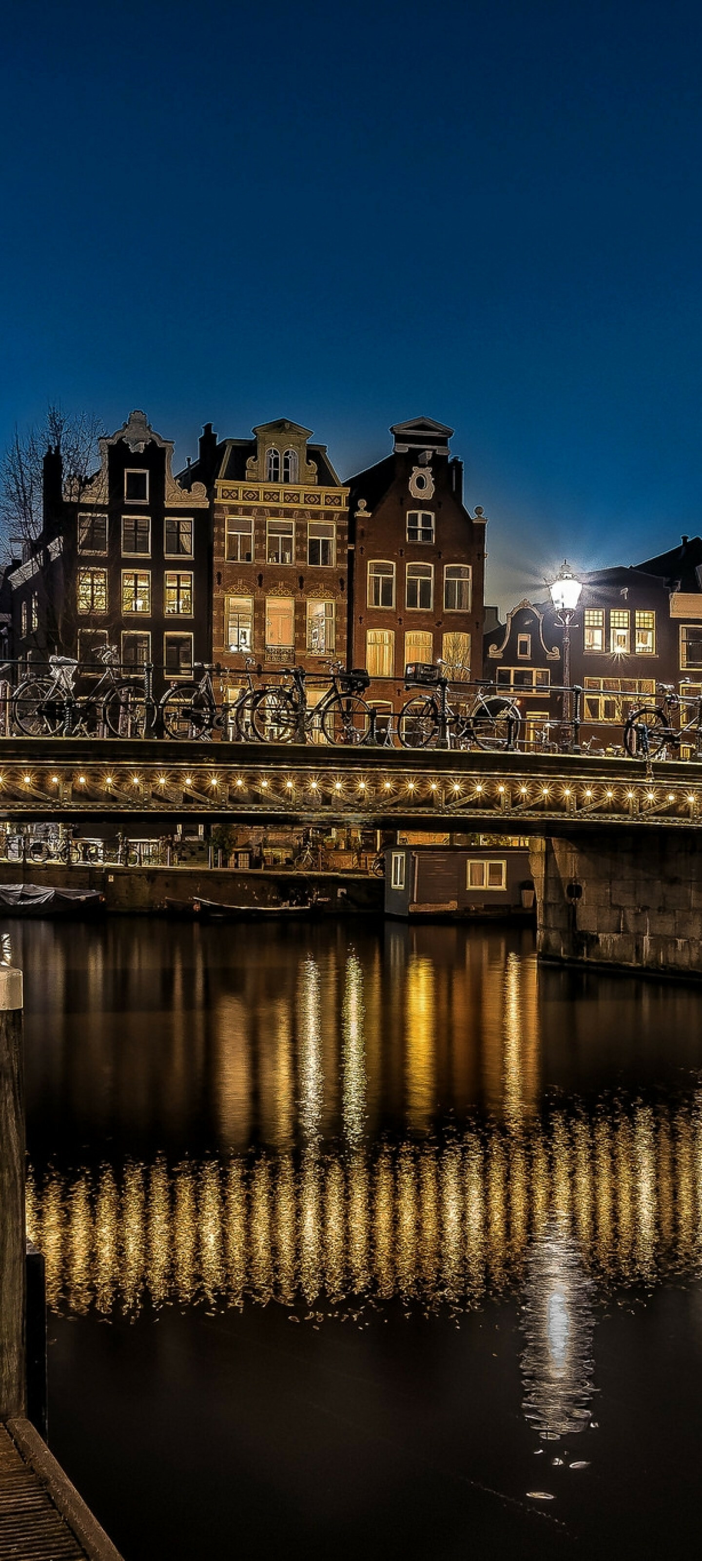 Amsterdam bridge reflection, Night photography, Samsung Galaxy S20, Ultra HD, 1440x3200 HD Phone