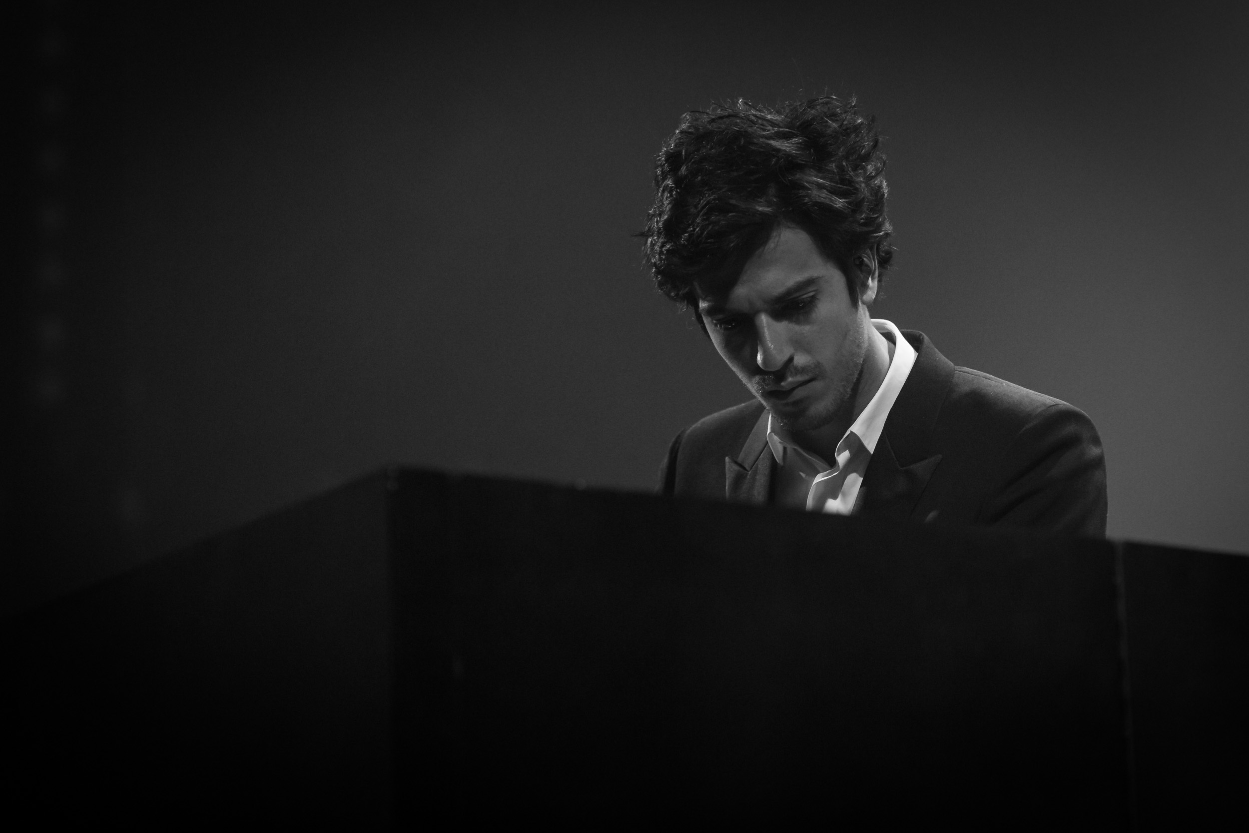 Gesaffelstein wallpapers, Music, HQ Gesaffelstein pictures | 4K Wallpapers 2019 2500x1670