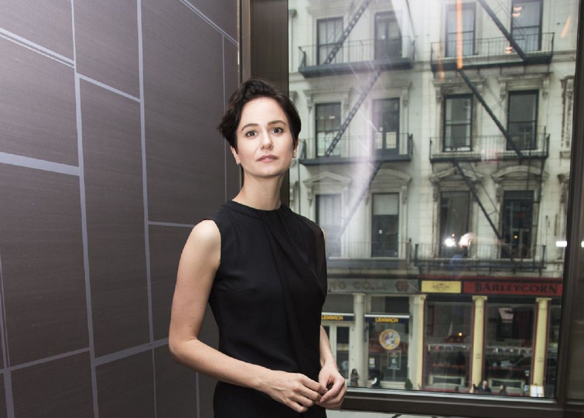 Katherine Waterston, Phone wallpapers, Desktop pictures, 1920x1380 HD Desktop