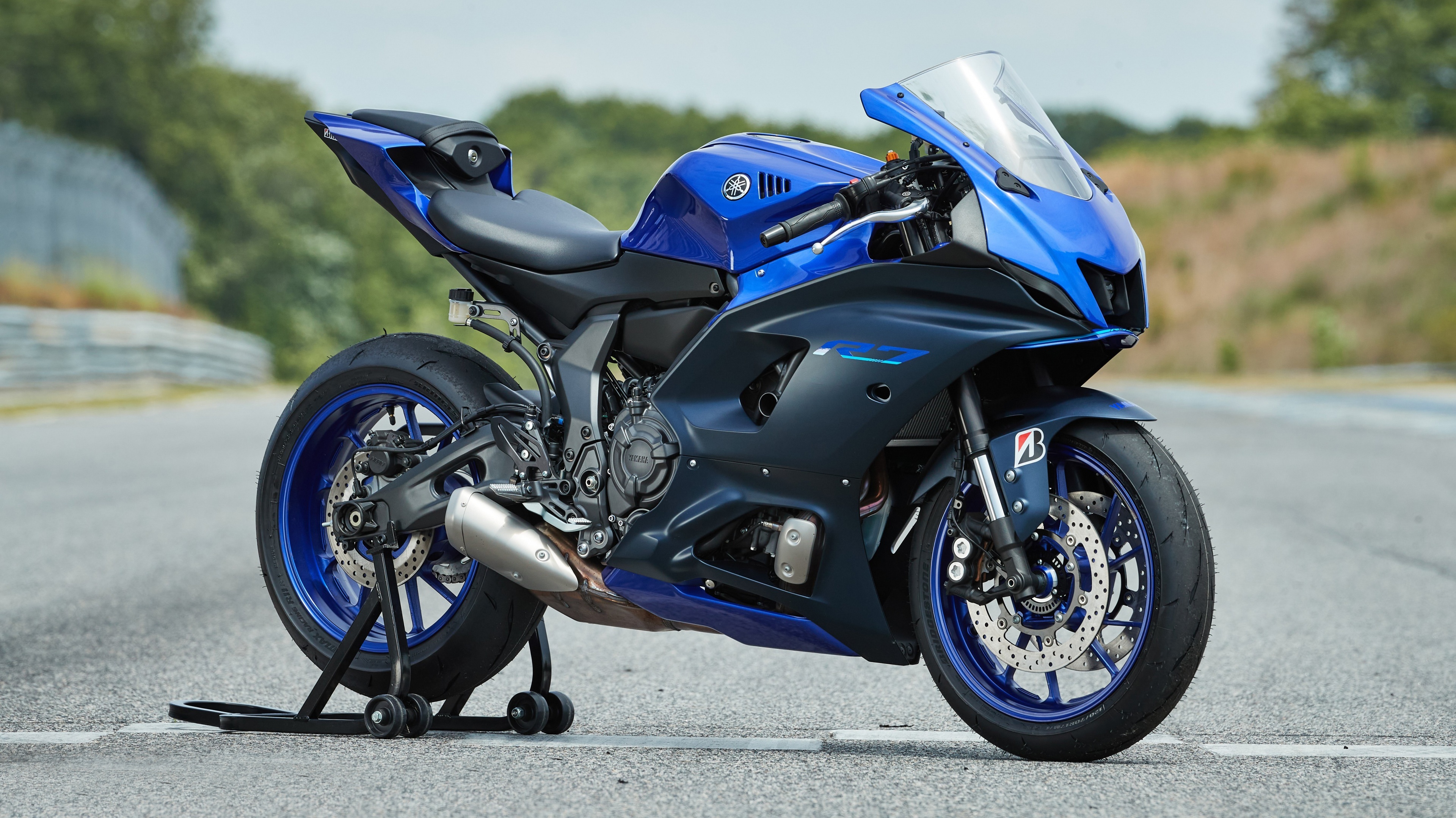 Yamaha YZF-R7, Sporty performance, Cutting-edge design, Next-level technology, 3840x2160 4K Desktop