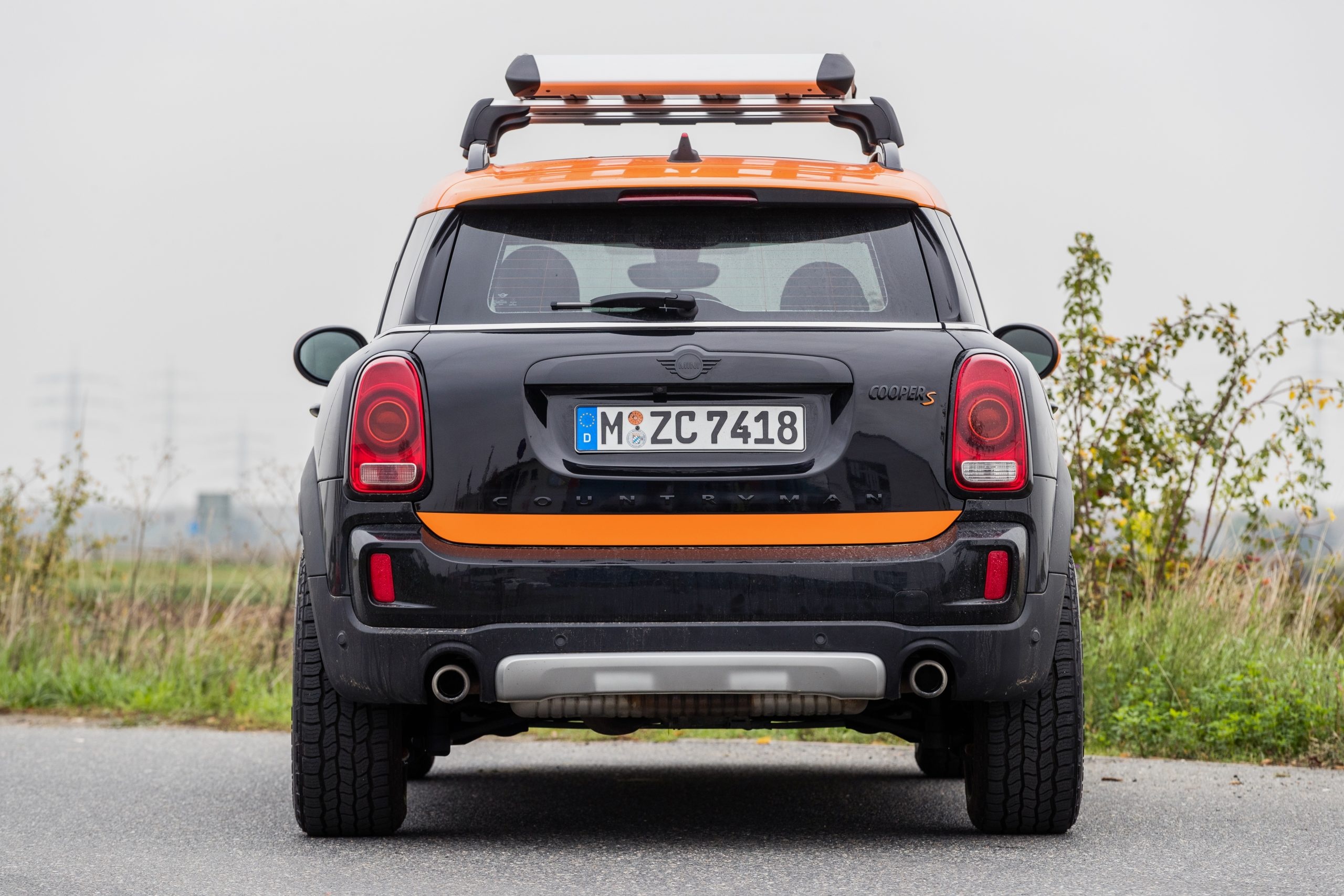 MINI Countryman, Adventurous spirit, Off-road capability, Modern design, 2560x1710 HD Desktop