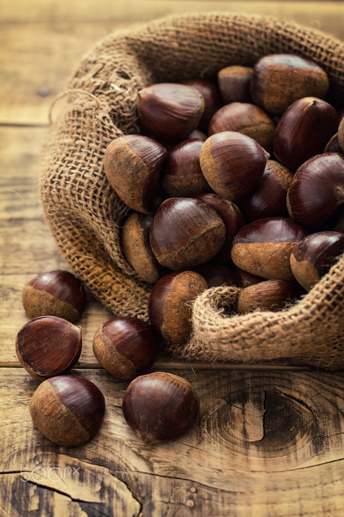 Chestnuts castaa, Delicioso manjar, Frutas y verduras, Sabores otoales, 1370x2050 HD Phone