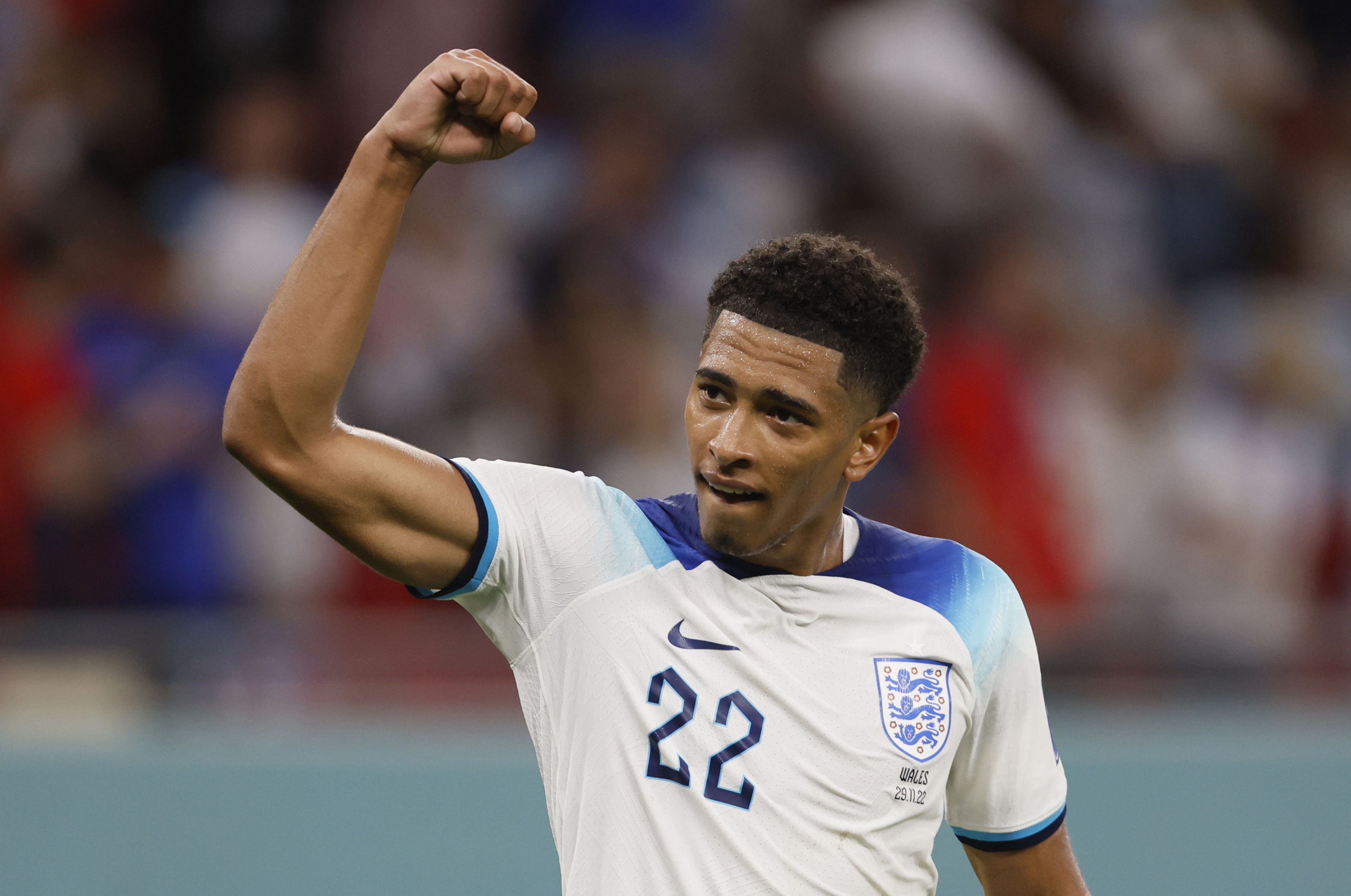 Jude Bellingham, England national football team kit, Raised fist celebration, HD Desktop wallpaper