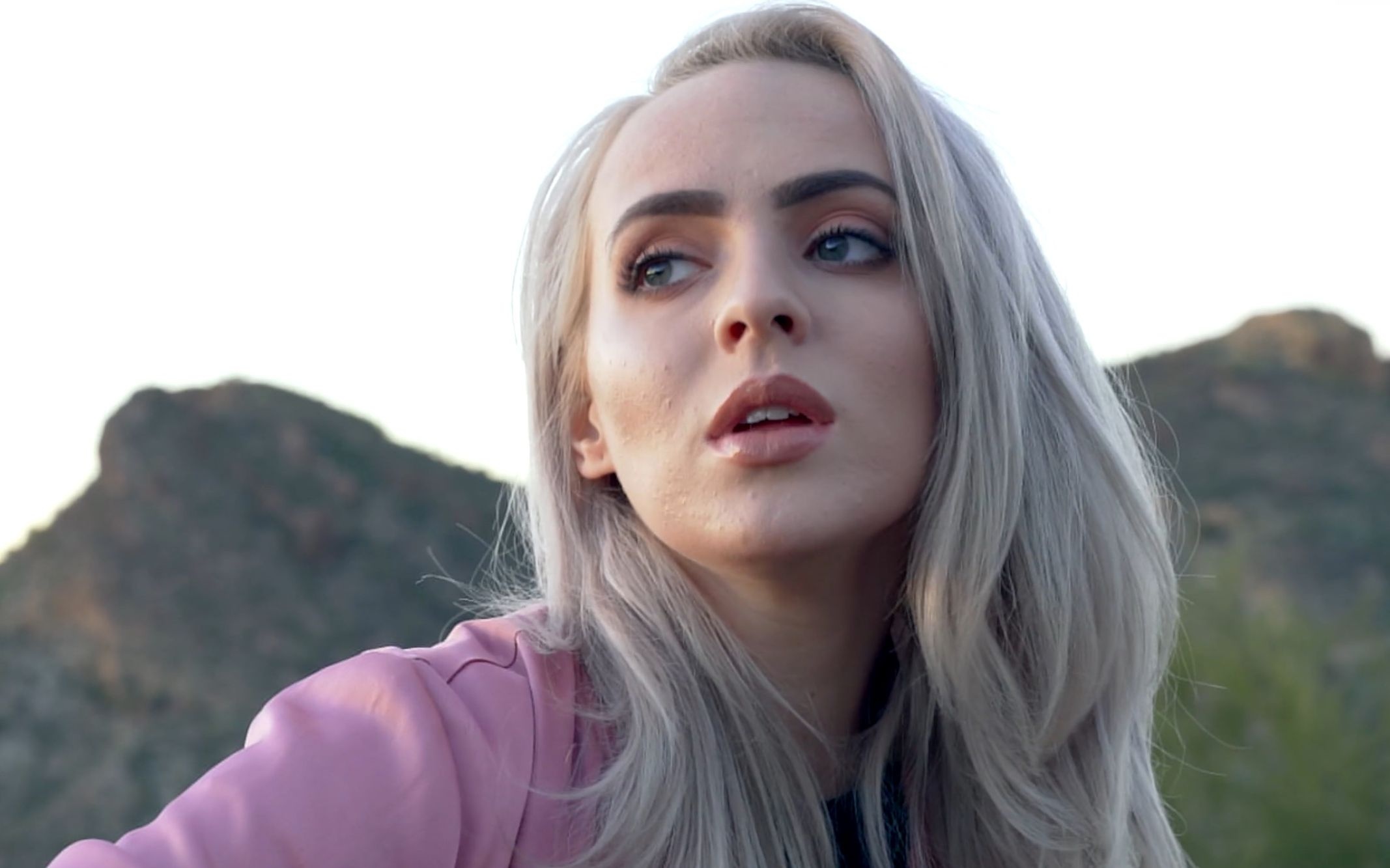 Madilyn Bailey, Enchanting melodies, Musical marvel, Bailey's brilliance, 2140x1340 HD Desktop