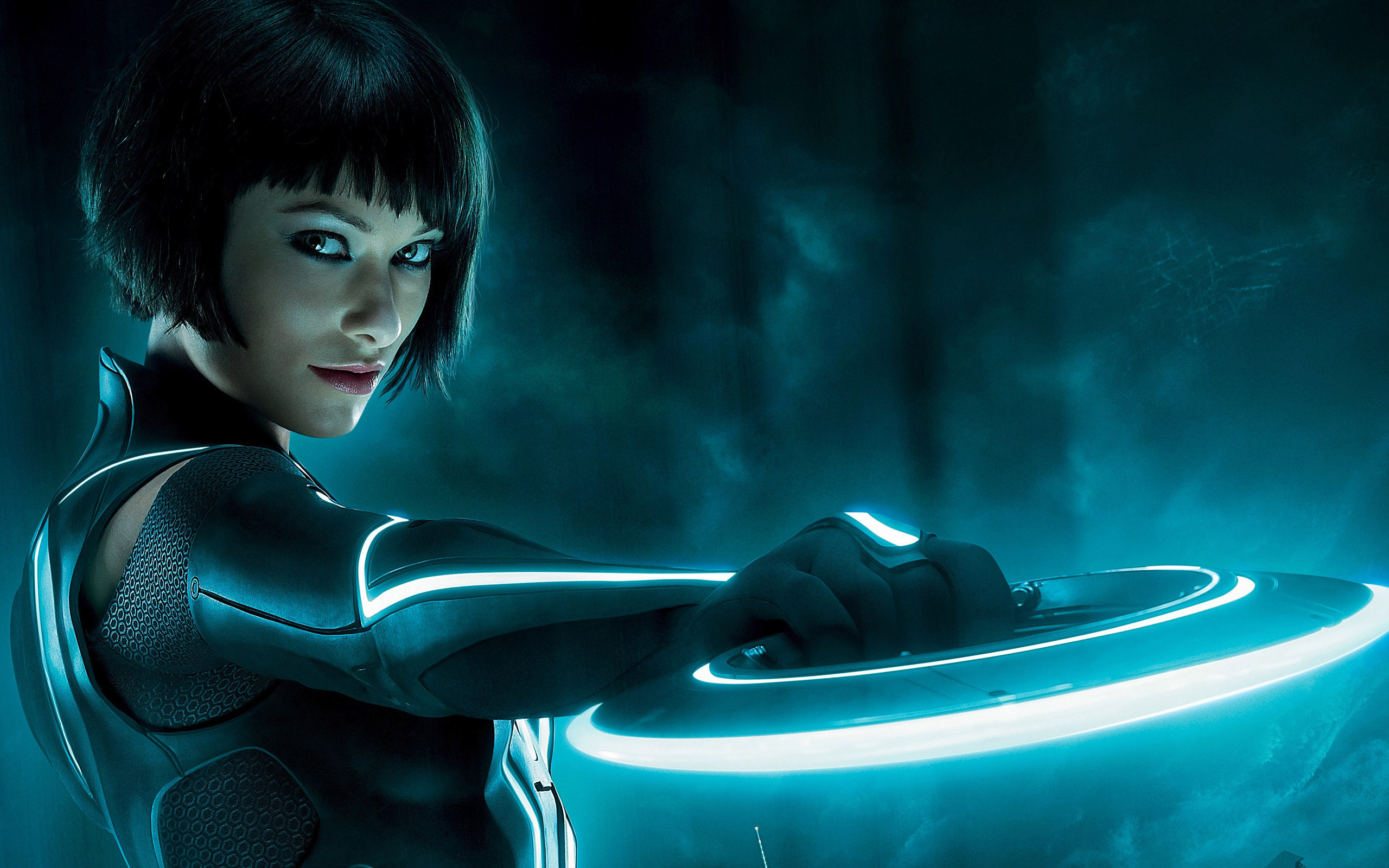 Olivia Wilde as Quorra, Tron: Legacy identity disc, Glowing cyan light suit, HD Desktop wallpaper