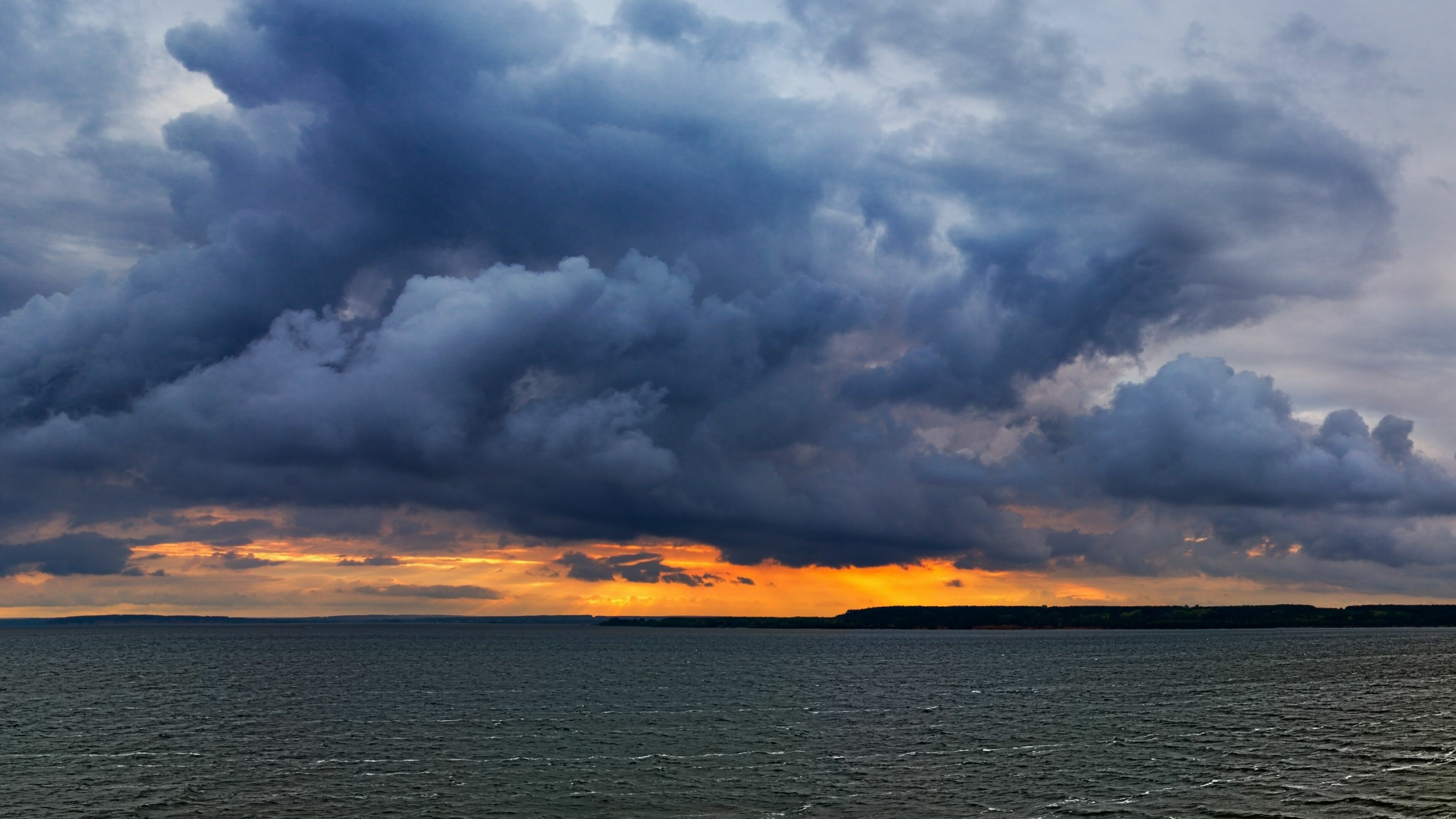 Clouds, Majestic cloudscape, Captivating patterns, Serene atmosphere, 3840x2160 4K Desktop