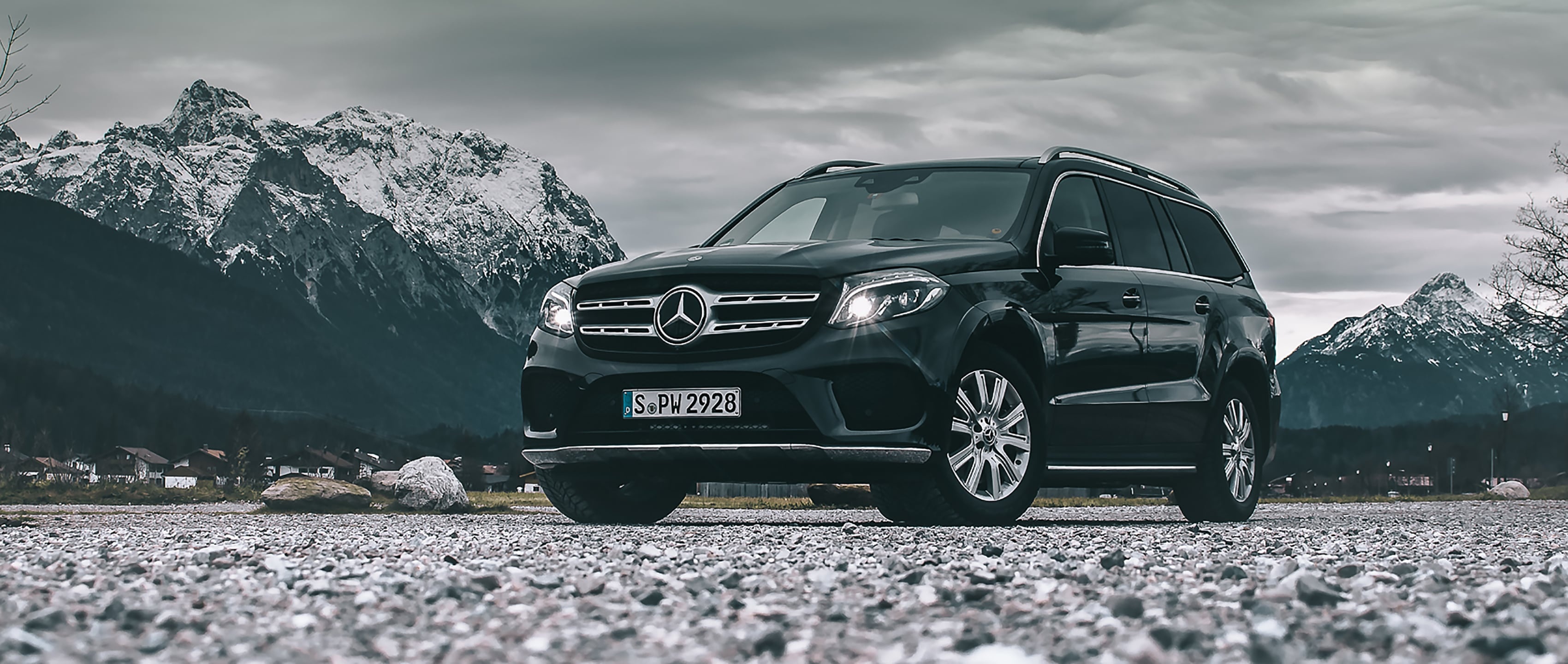 Mercedes-Benz GLS, MBsocialcar, GLS 500 4MATIC, Luxury and performance, 3400x1450 Dual Screen Desktop