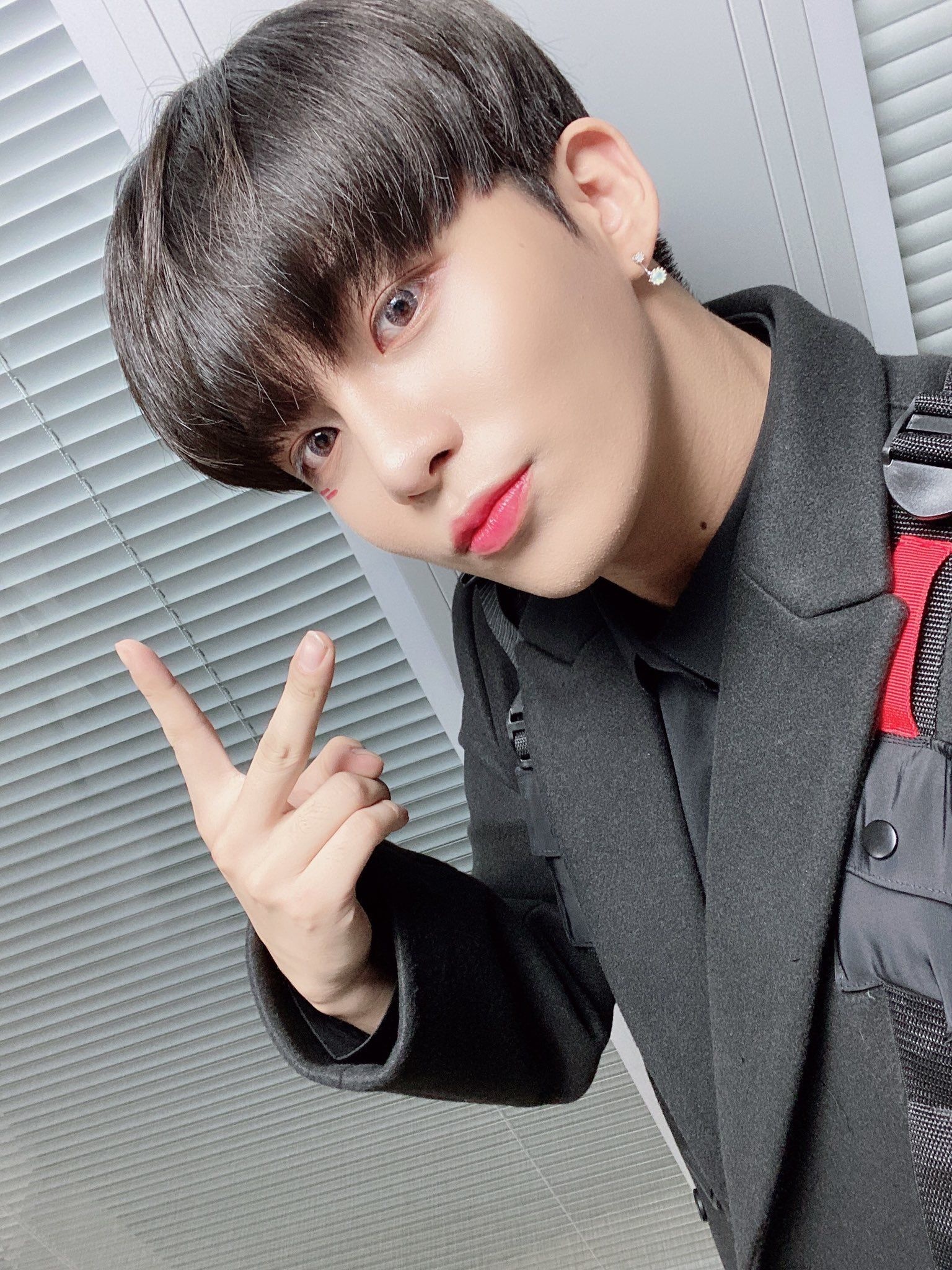 Choi Jong-ho, Ateez photos, Nique's pin, Song Min-gi, 1540x2050 HD Phone