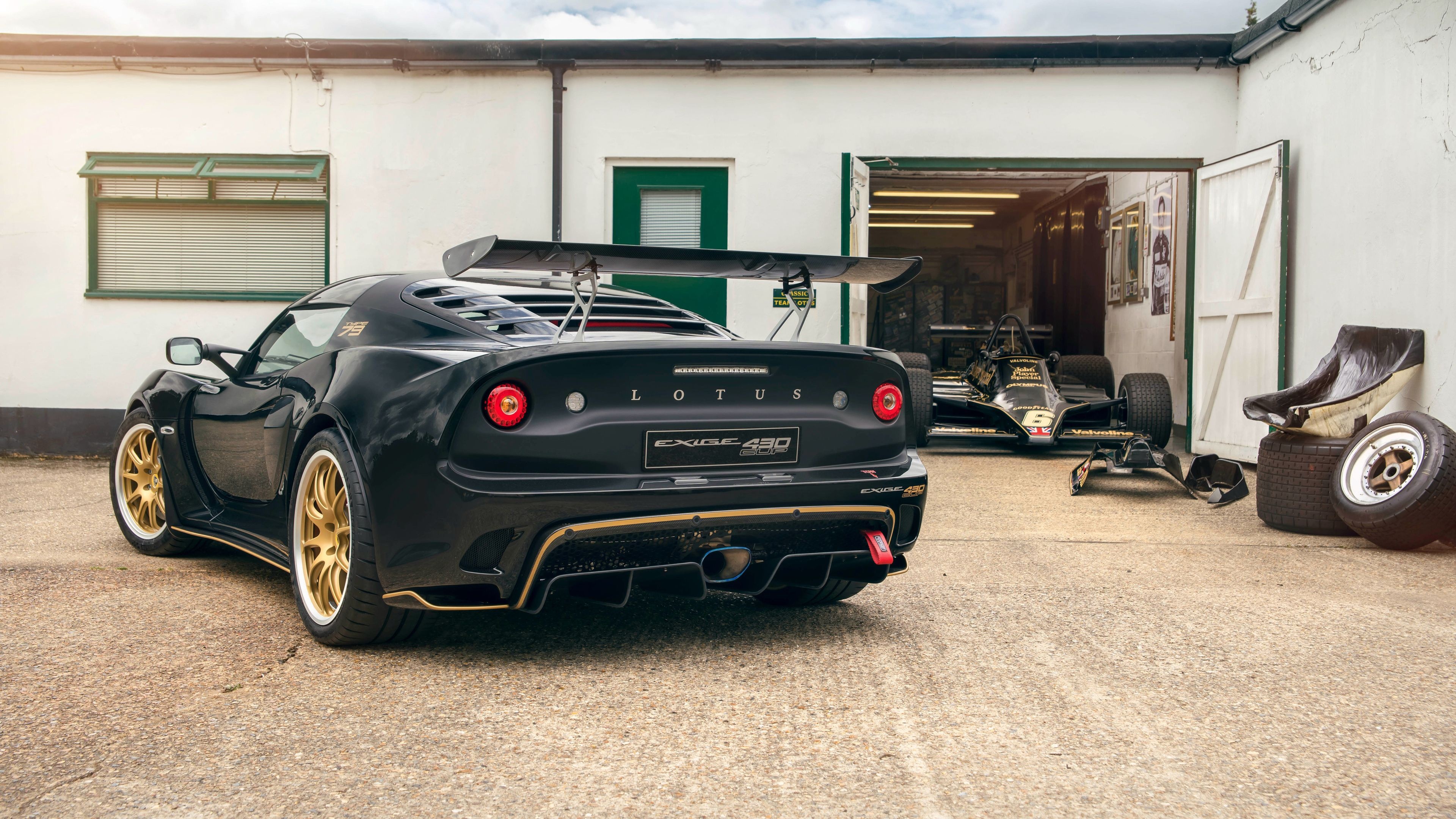 Lotus Exige, 2018 model, Rear view, Luxury sports car, 3840x2160 4K Desktop