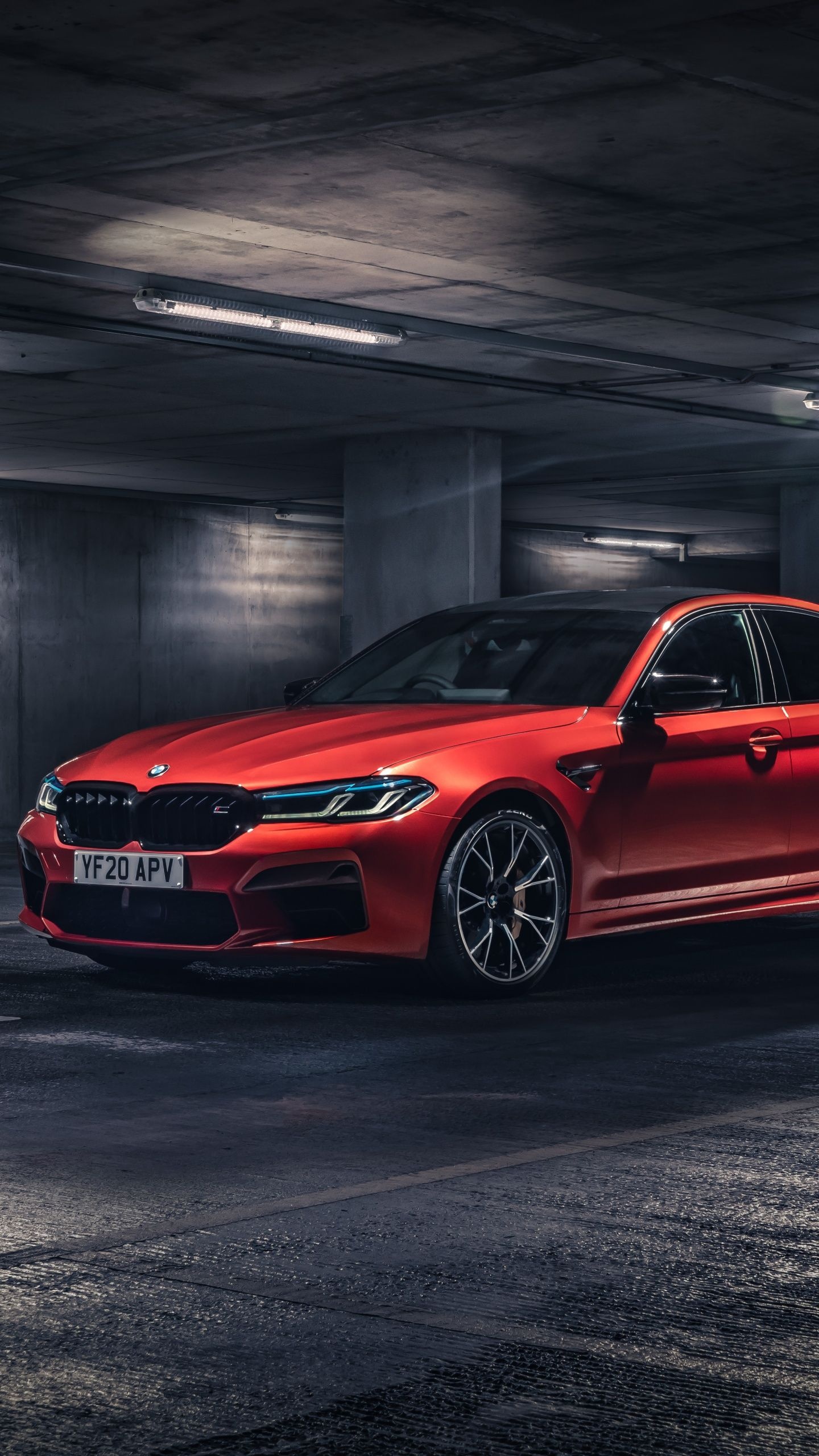 BMW M5 Competition F90, YF20 APV license plate, underground parking garage, HD Phone wallpaper