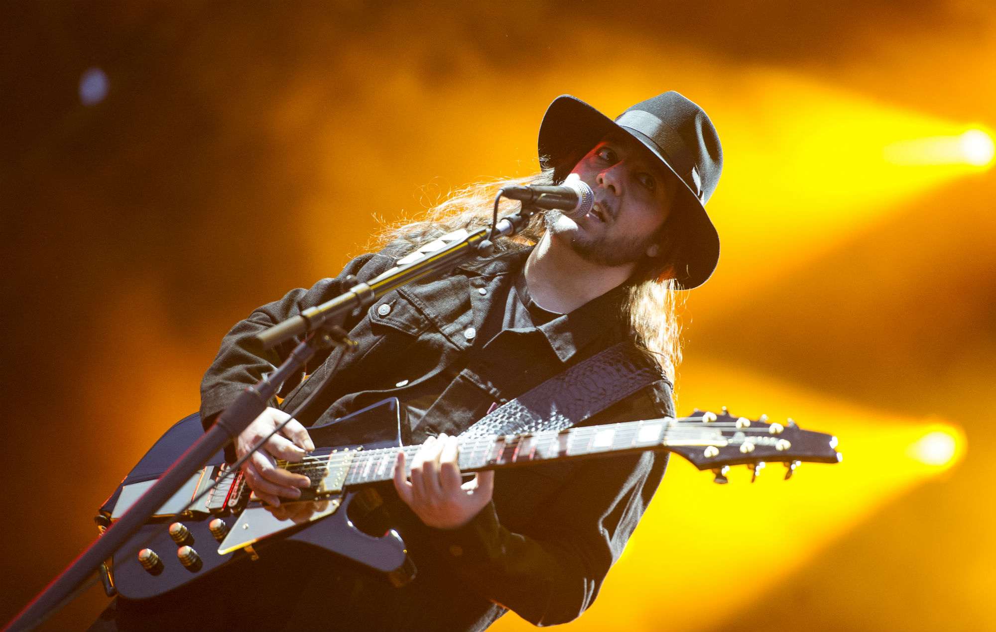 Download Festival 2017, Daron Malakian Wallpaper, 2000x1270 HD Desktop