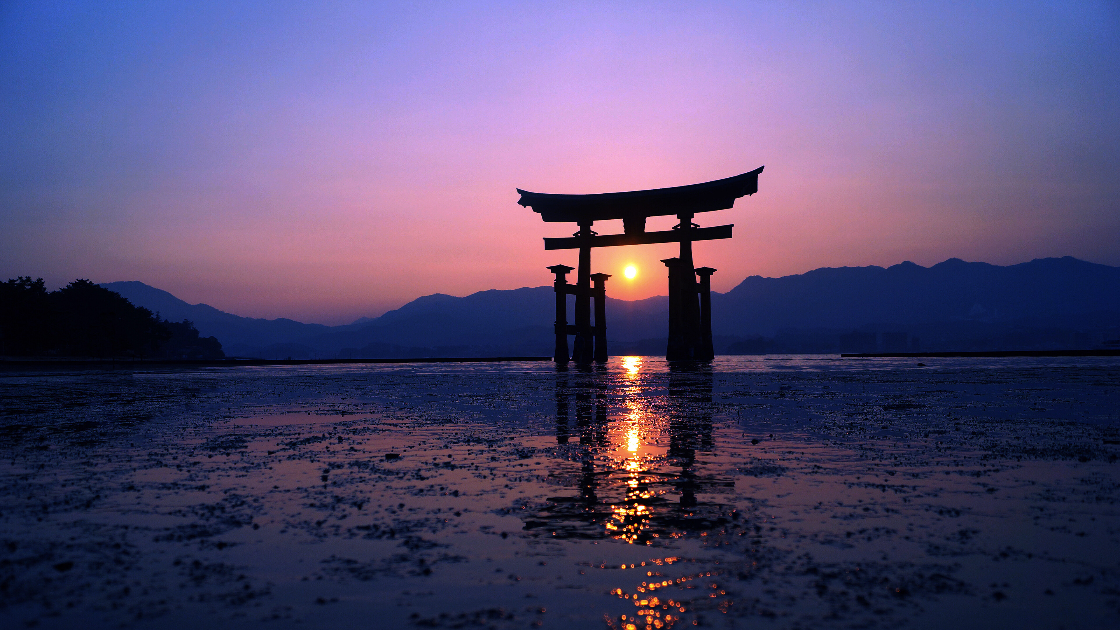 Itsukushima Shrine, Japan Wallpaper, 3840x2160 4K Desktop