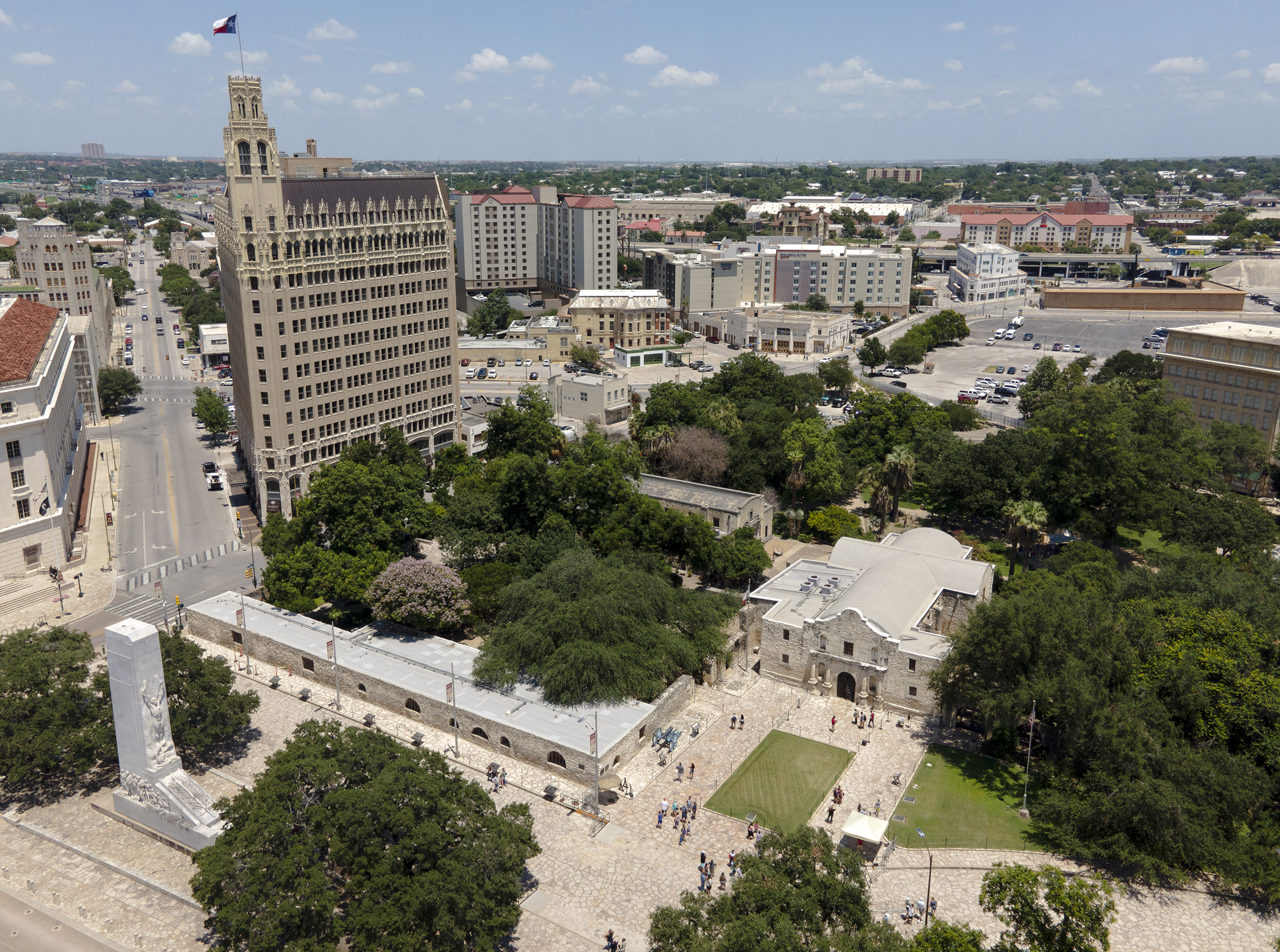 Aerial view, The Alamo (San Antonio) Wallpaper, 2560x1910 HD Desktop