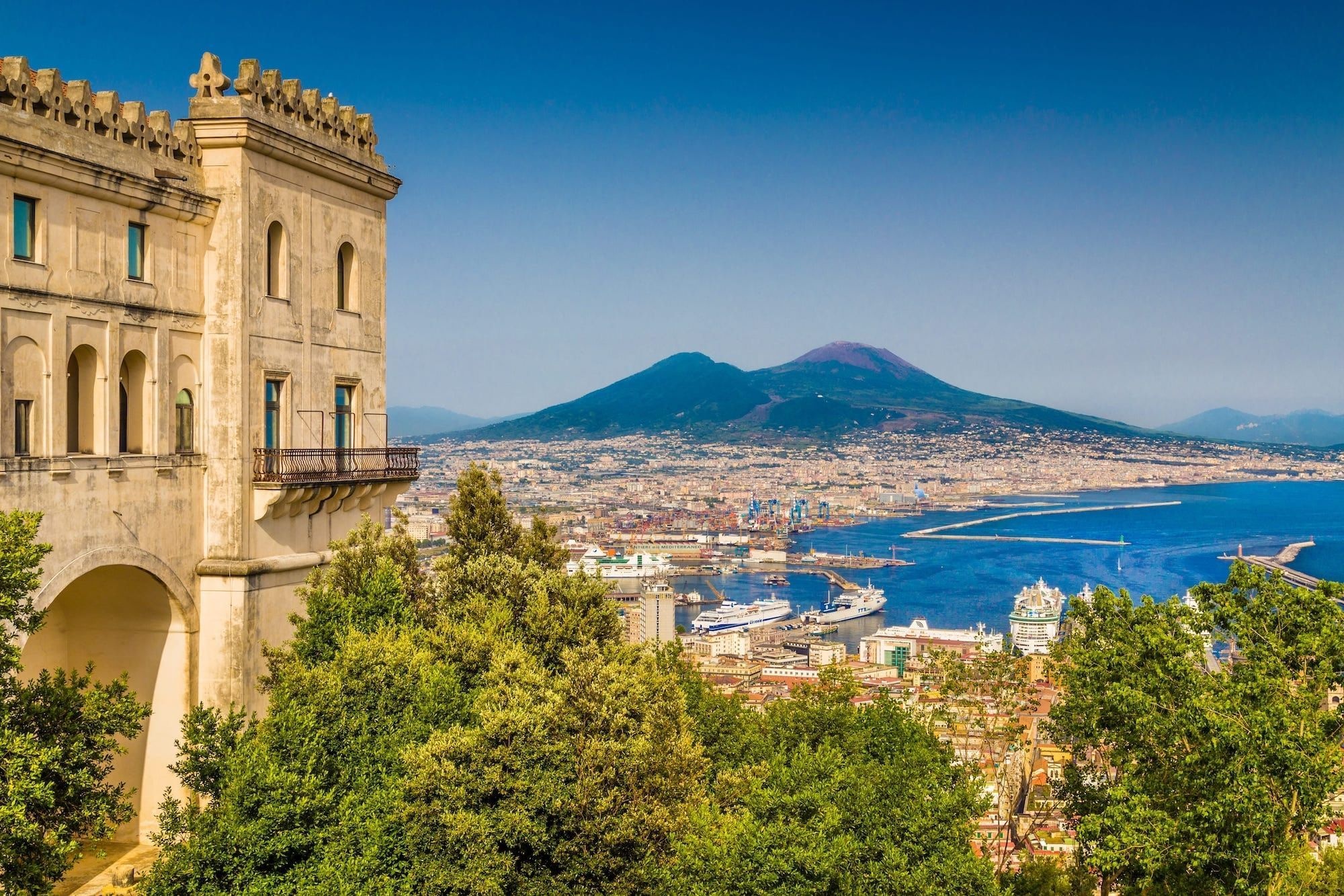 Gruppo Una magazine, Naples city, Italian charm, Hidden gems, 2000x1340 HD Desktop