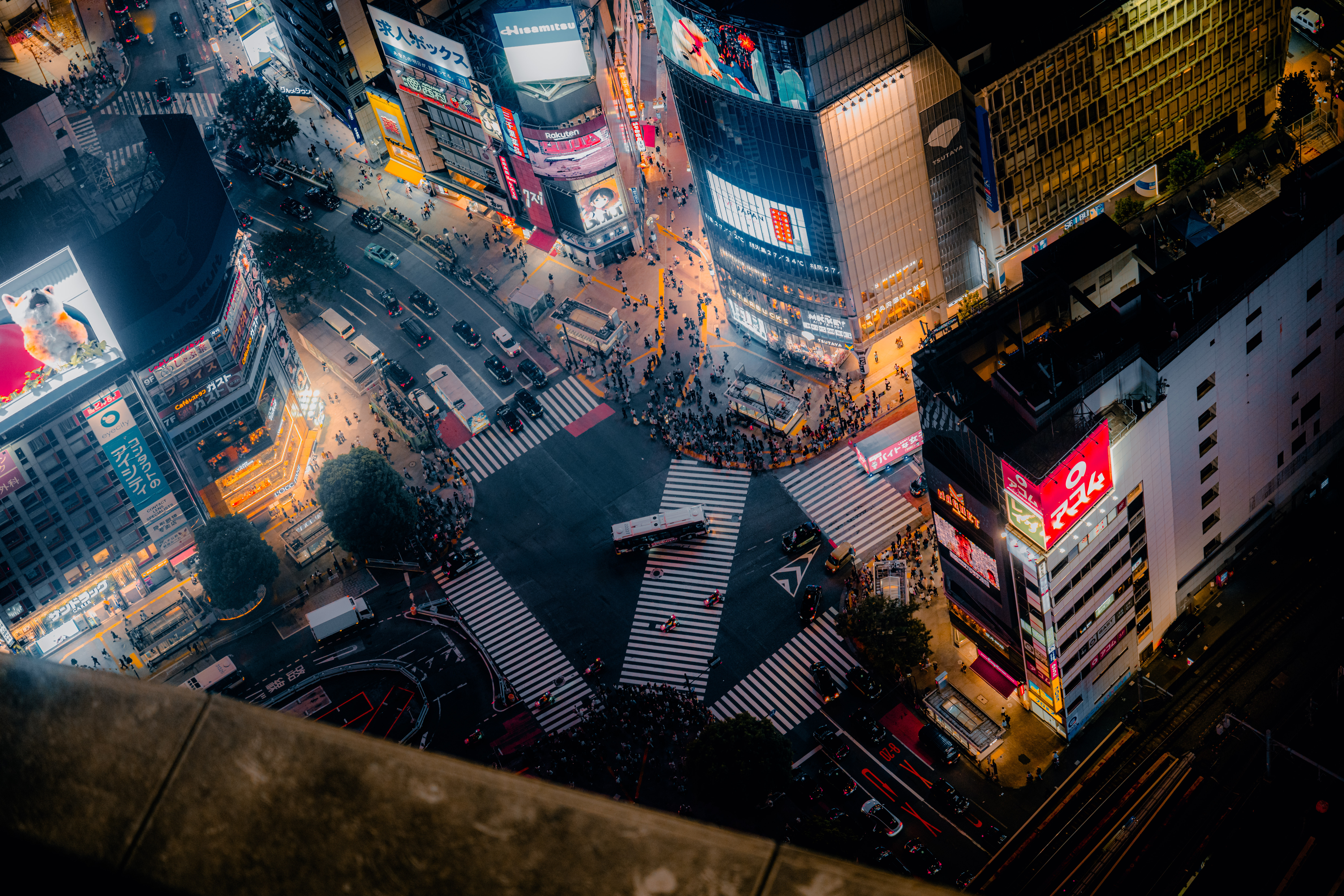 Shibuya Crossing aerial, Tokyo night skyline, Shibuya, Crowd streams, Billboard lights, 4K Desktop wallpaper