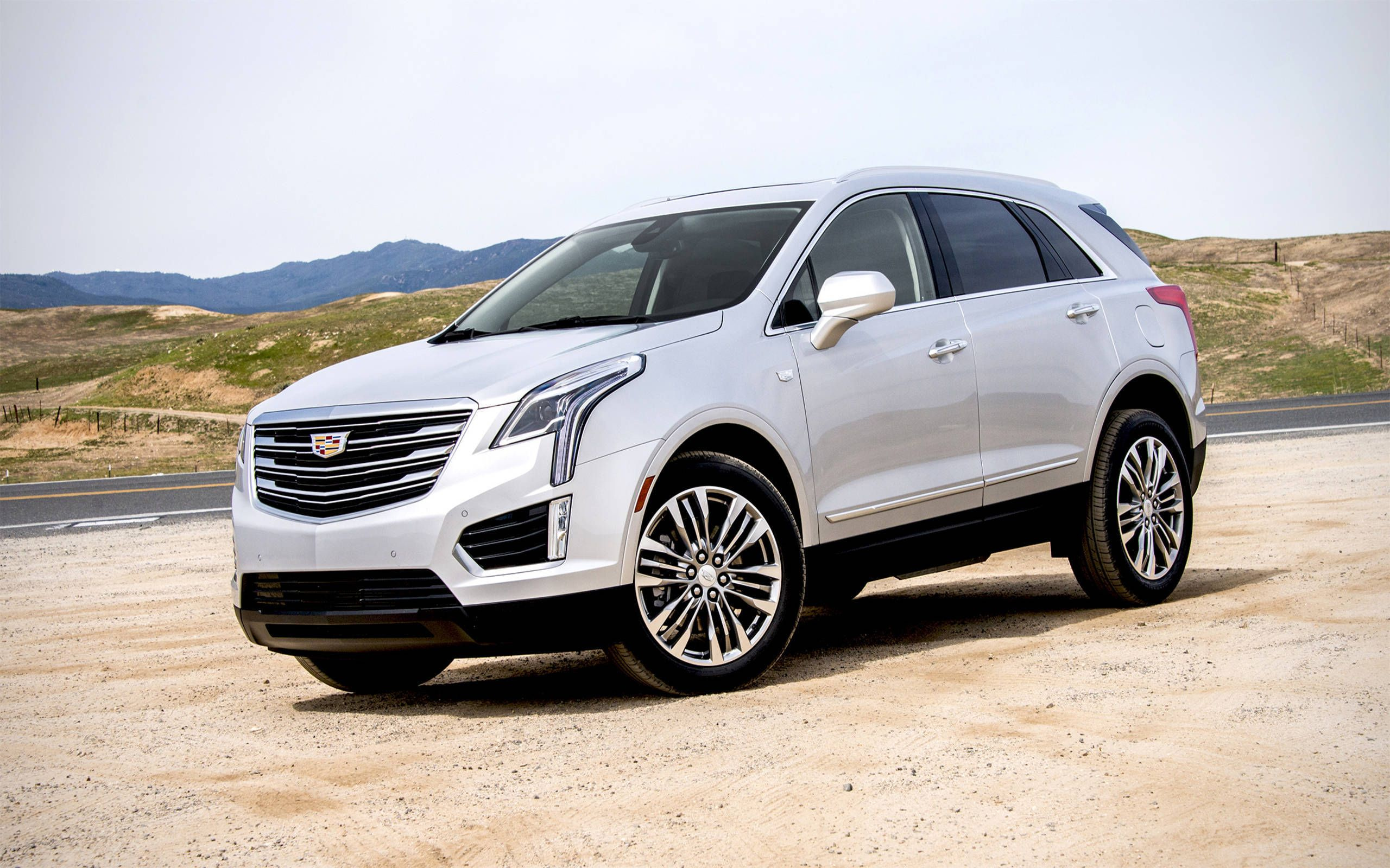 Cadillac XT5, Performance data, Auto specs, SUV excellence, 2560x1600 HD Desktop