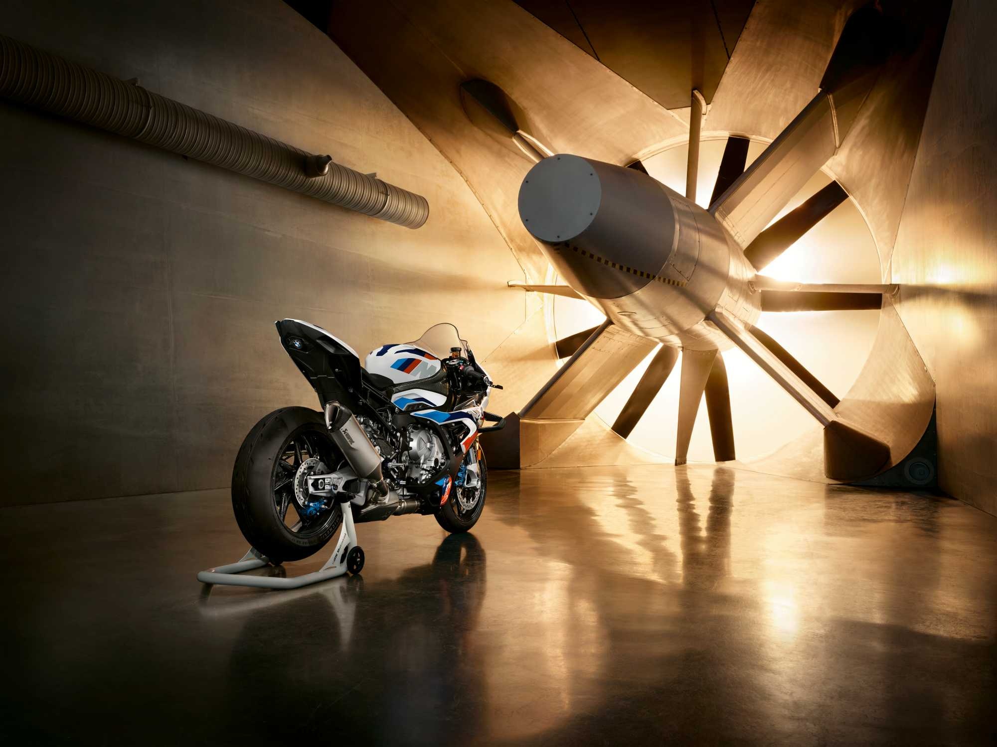 BMW M 1000 RR, New BMW M 1000 RR, Auto technology, 2000x1500 HD Desktop