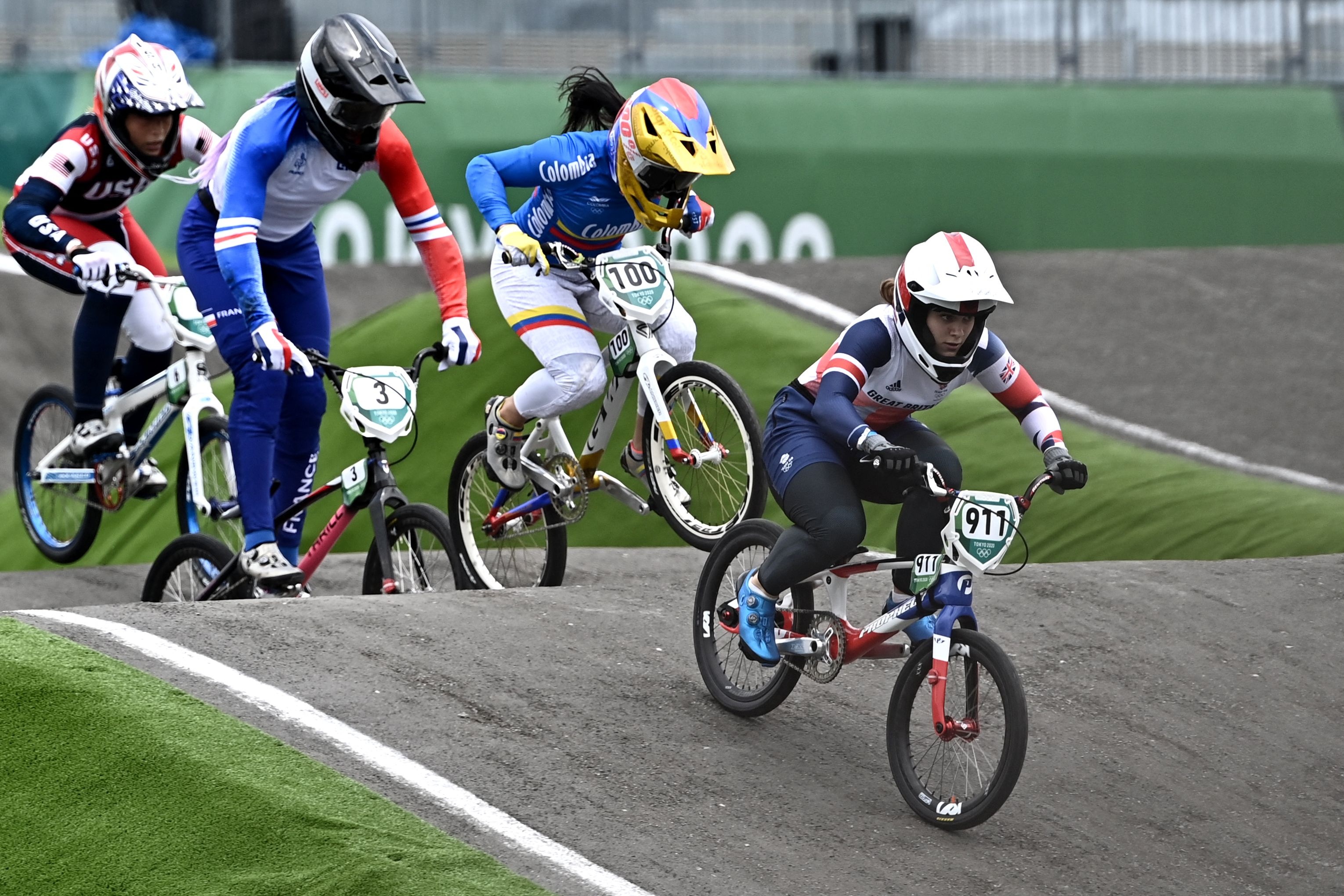 Bethany Shriever, Olympic gold, Kye Whyte silver, BMX racing, 3060x2040 HD Desktop