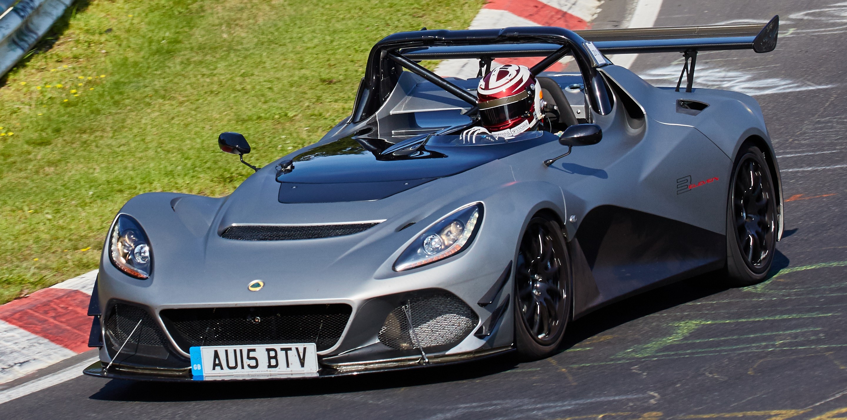 Lotus 3-Eleven, Auto sports coupe, High performance, 2880x1430 Dual Screen Desktop