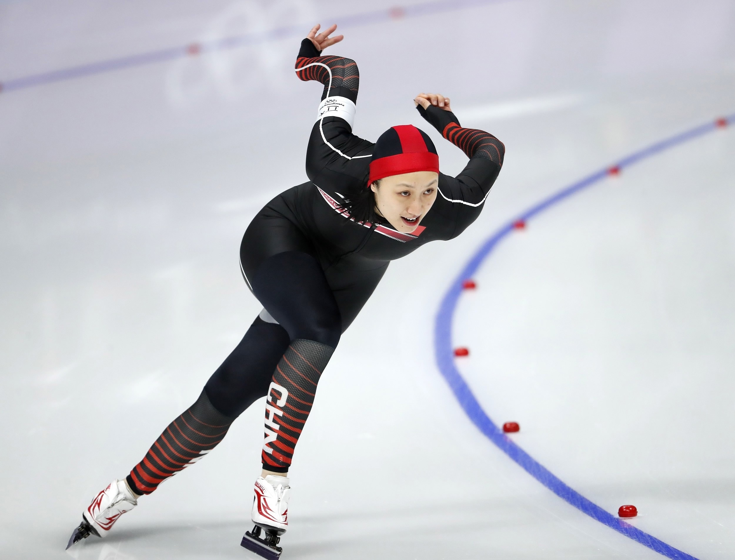 Short-track Speed Skating, Skater Kodaira, Games Record, Pyeongchang, 2500x1910 HD Desktop