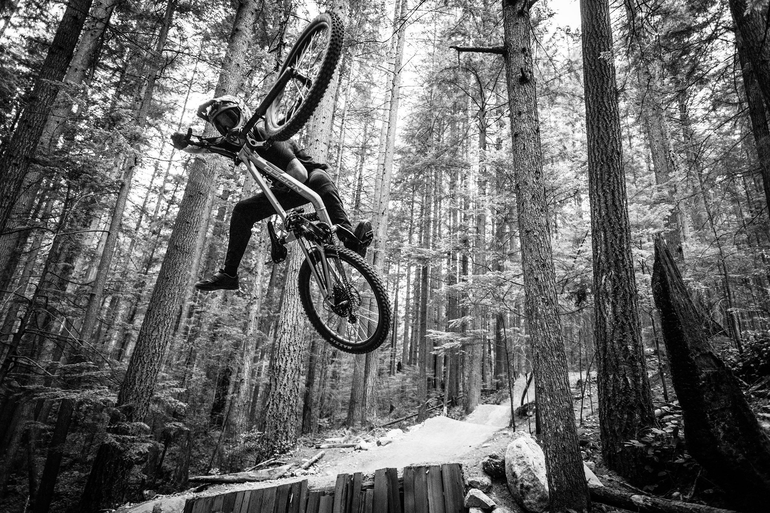 Jump, Norco Bicycles Wallpaper, 2500x1670 HD Desktop