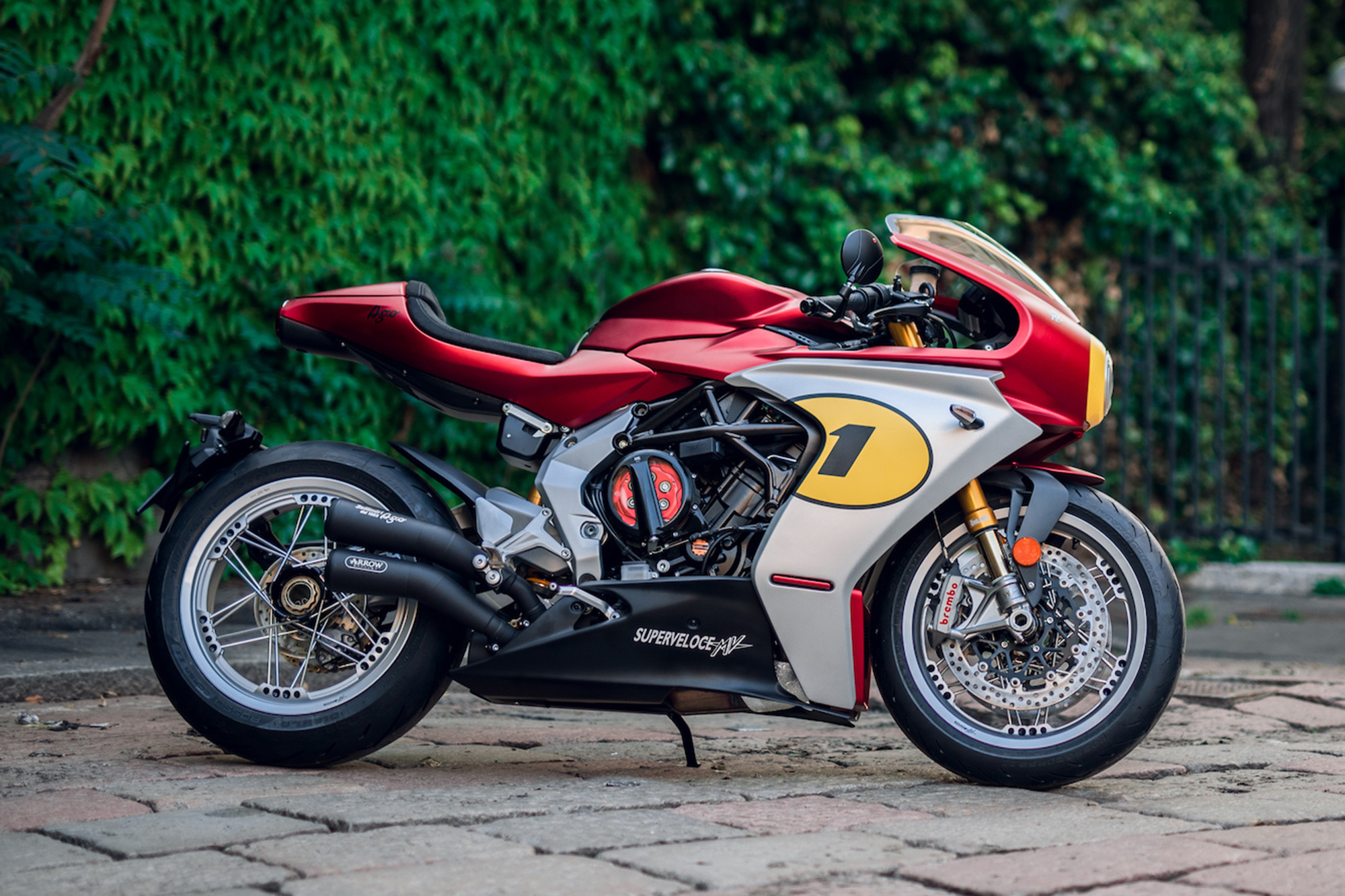 MV Agusta Superveloce Ago, 2022 release, Exquisite design, Italian craftsmanship, 2000x1340 HD Desktop